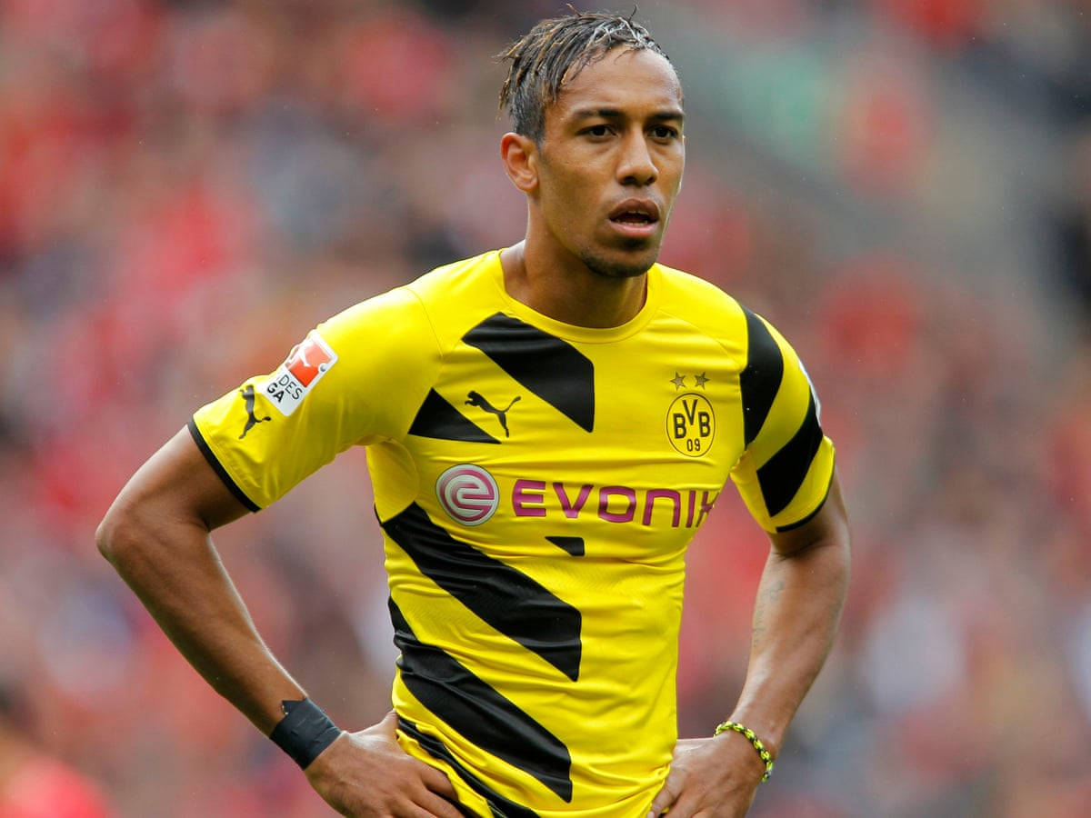 Pierre-emerick Aubameyang Borussia Dortmund Jersey Background