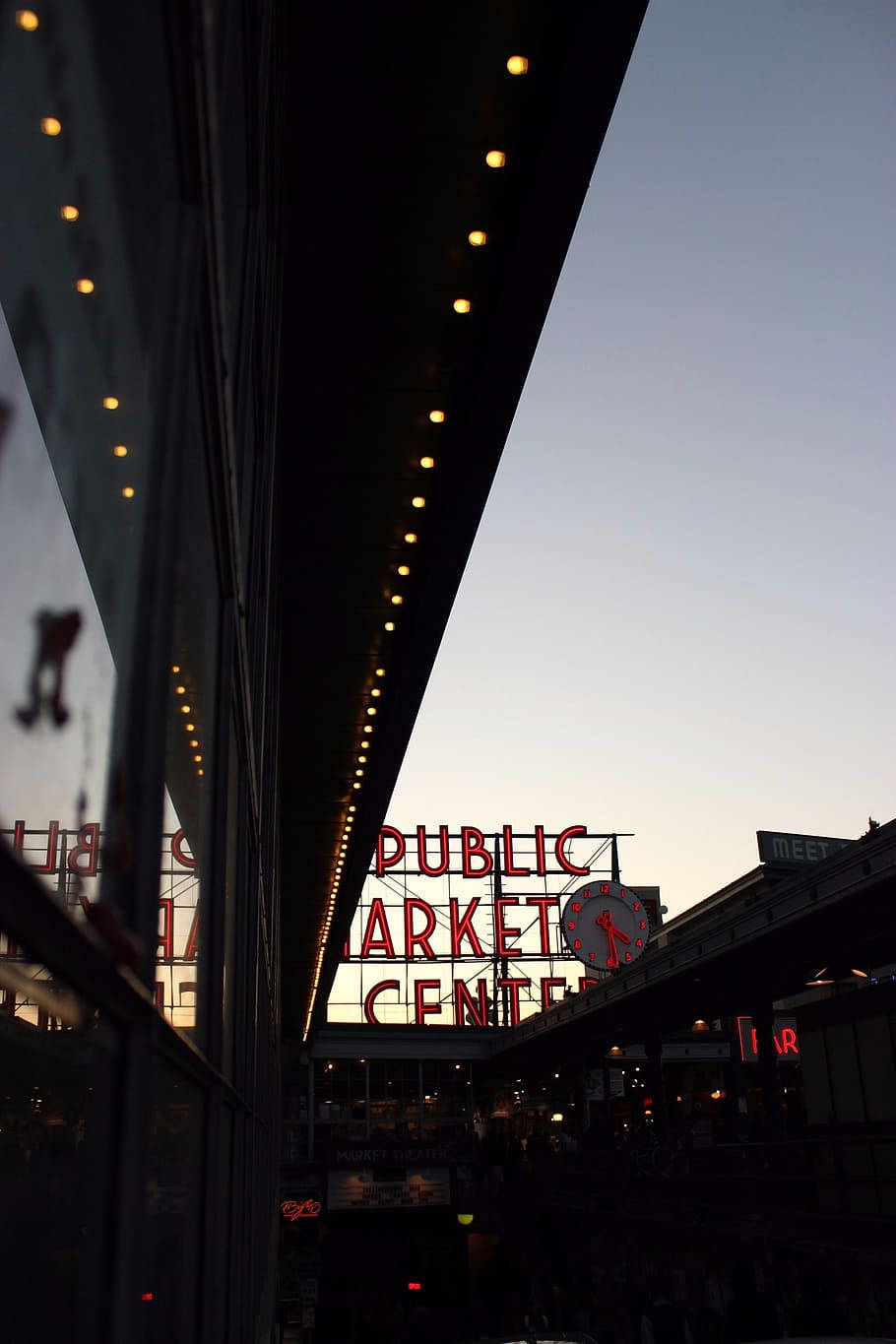 Pike Place Market Cool Shot Background