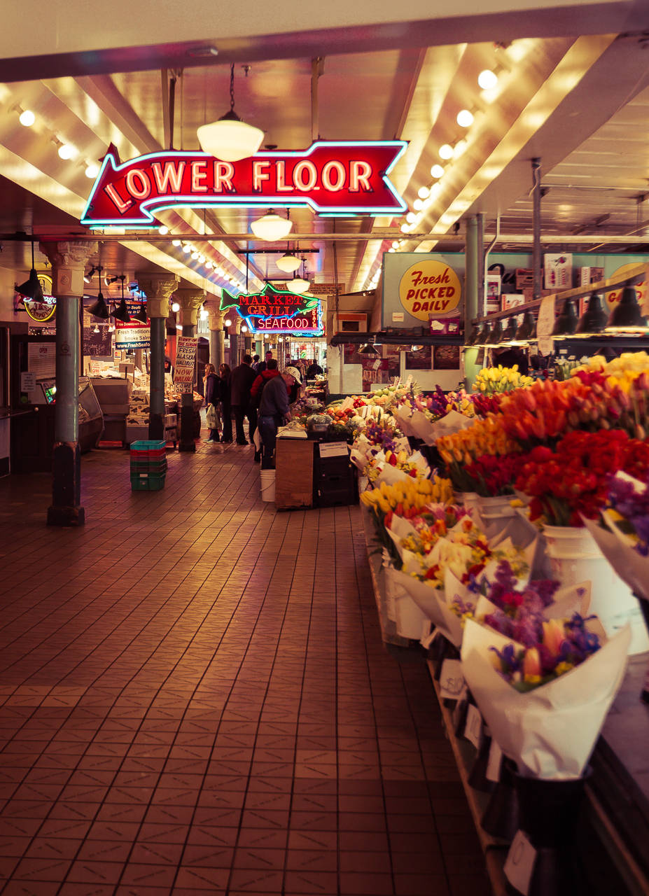 Pike Place Market Lower Floor Sign Background