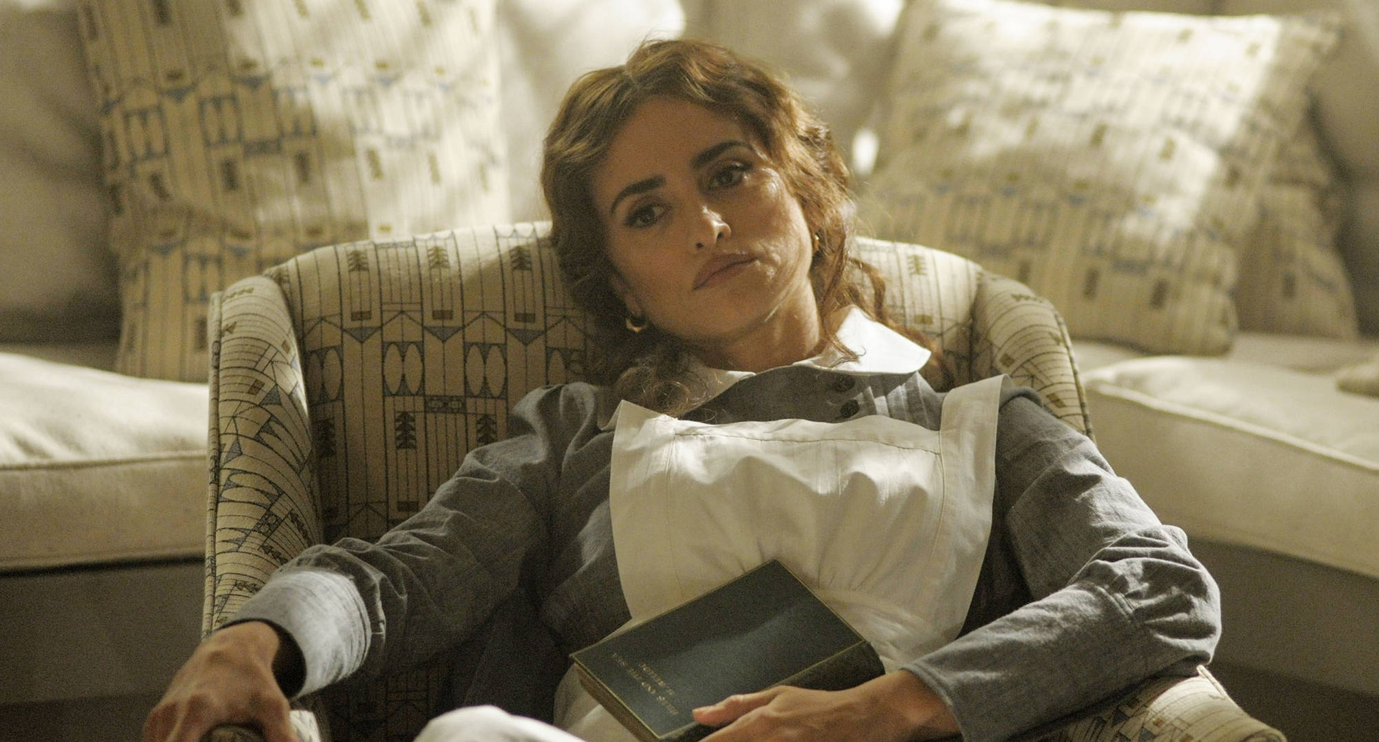 Pilar Estravados - A Stunning Shot Of Penelope Cruz In 4k