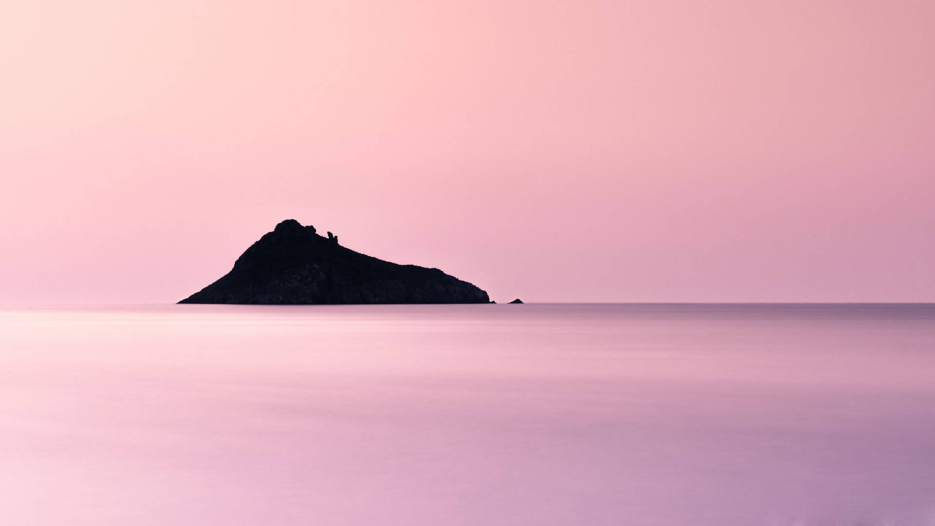 Pink Aesthetic Ocean Desktop Background