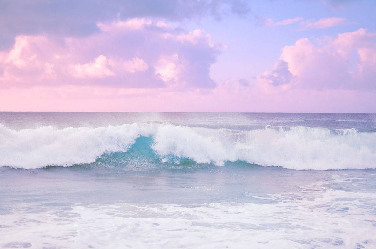 Pink And Blue Ocean Waves Background