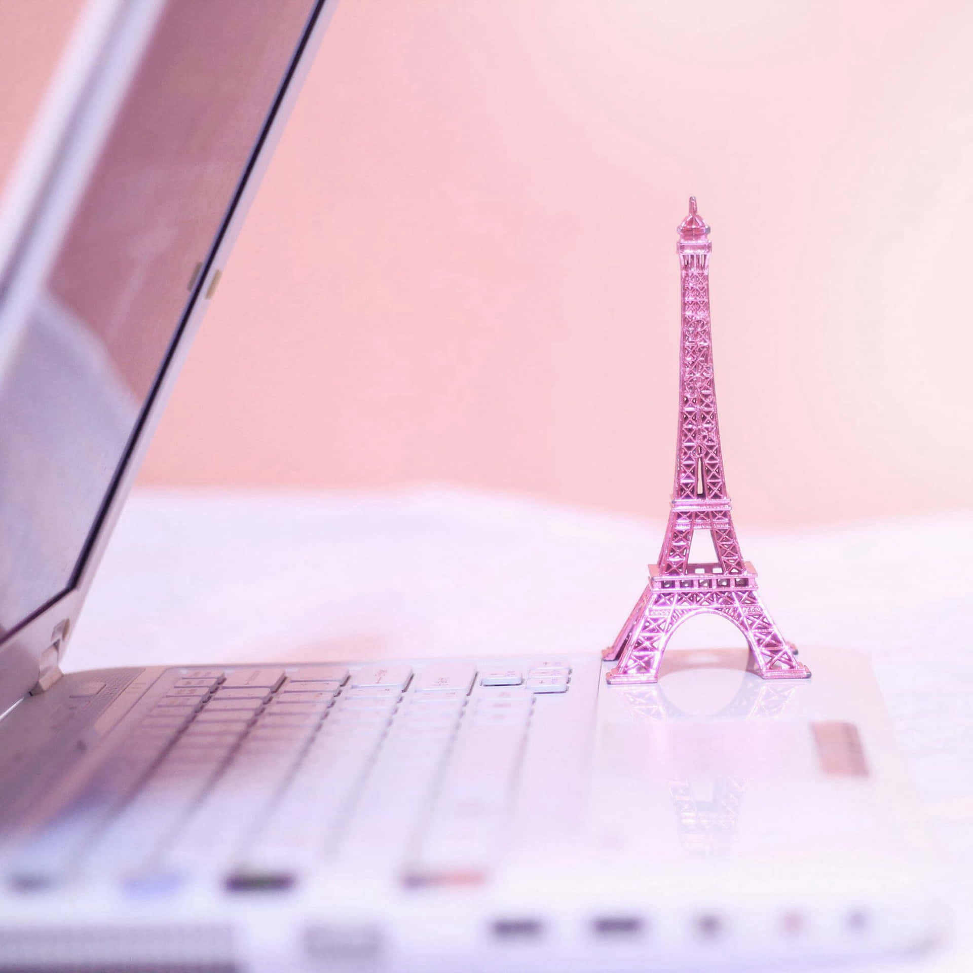 Pink Eiffel Tower Cute Girly Ipad