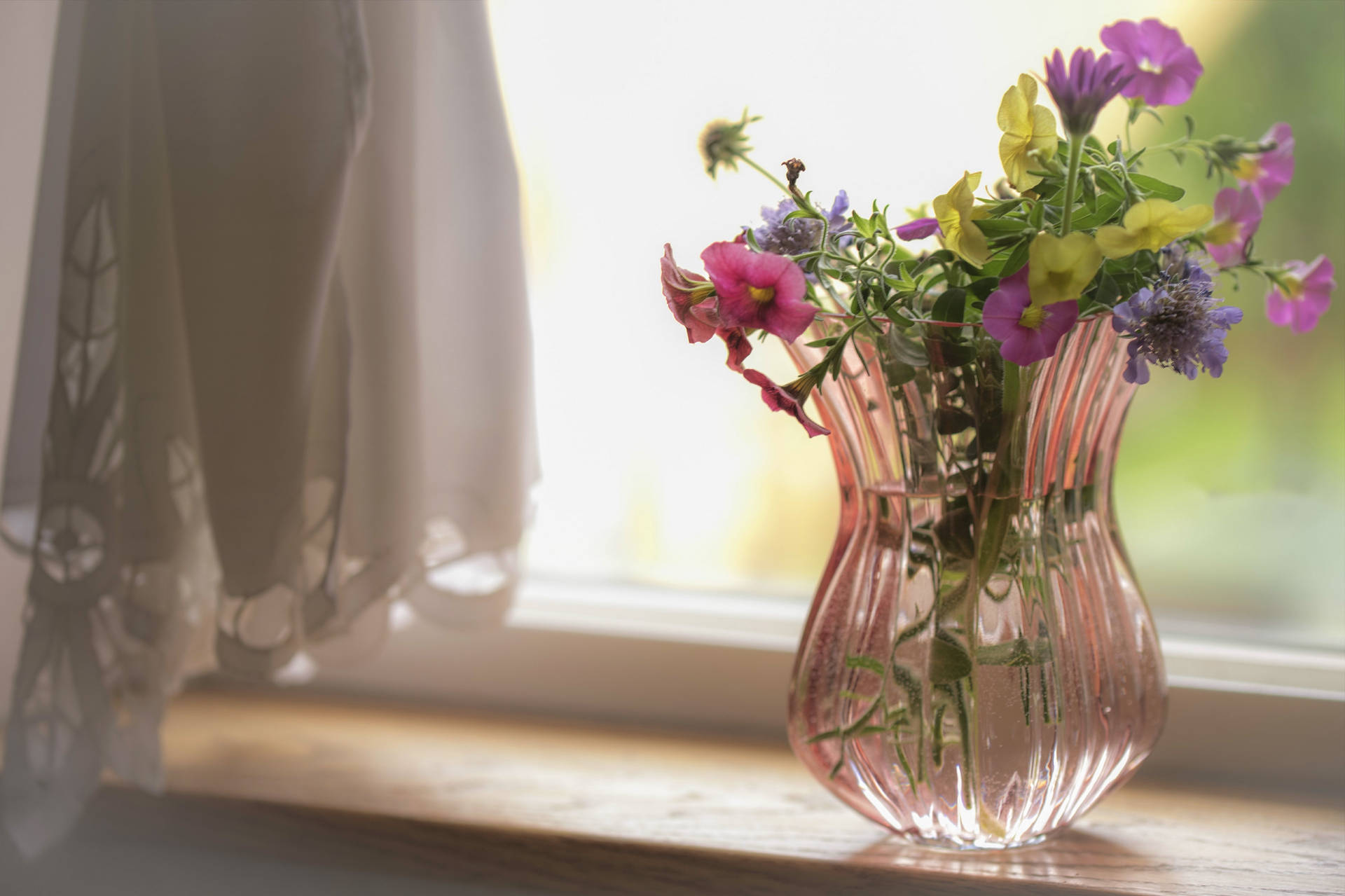 Pink Glass Flower Vase With Flowers Background