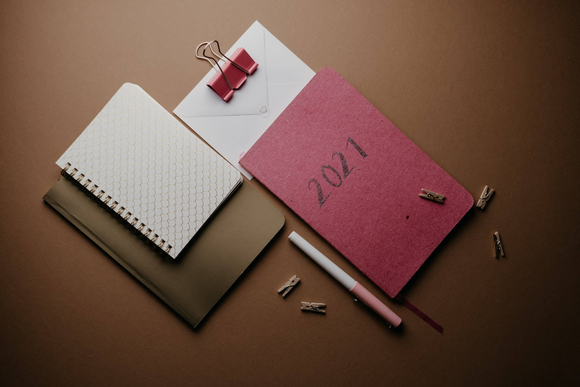 Pink Notebook 2021 Desktop