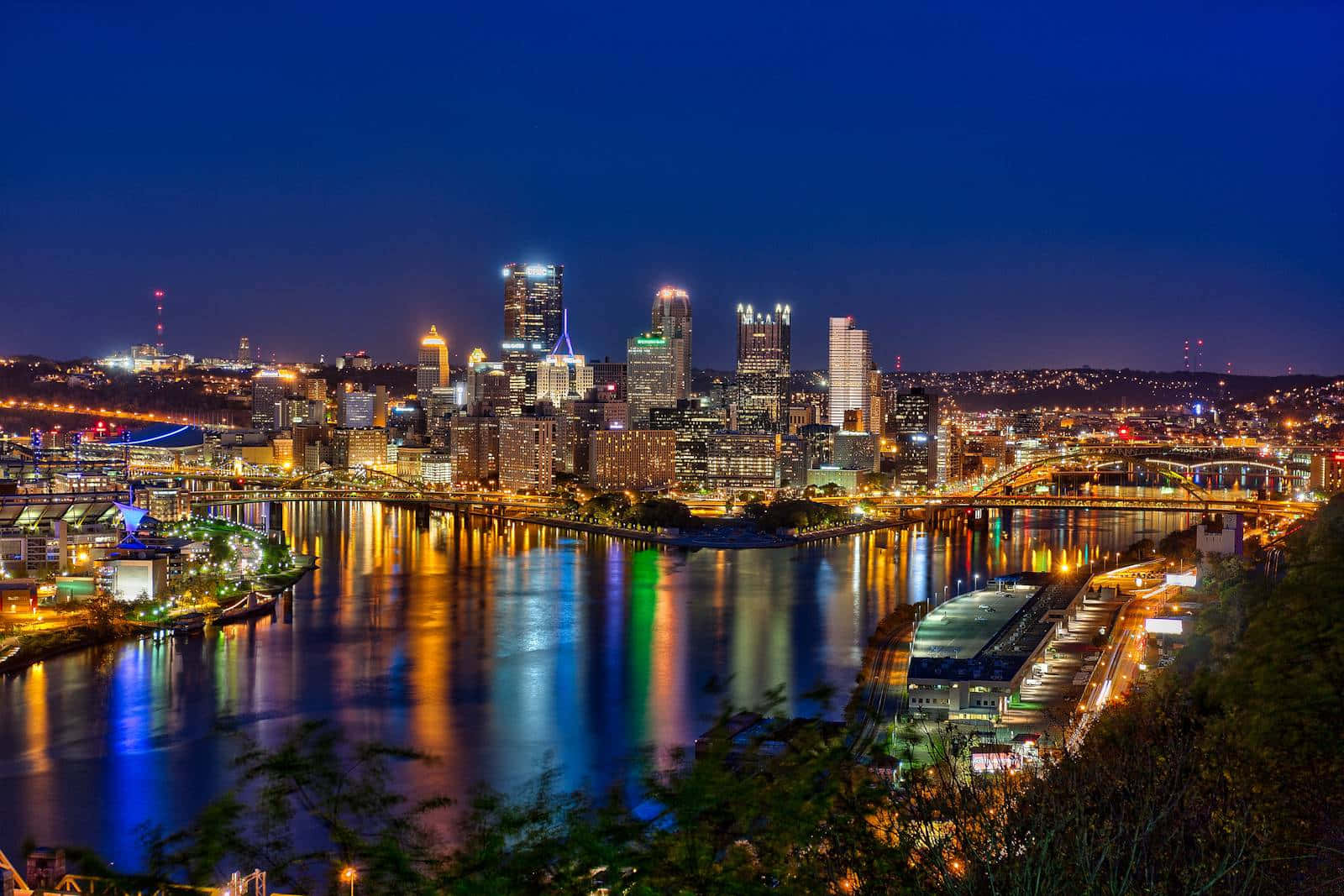 Pittsburgh Skyline And Both Shores Background