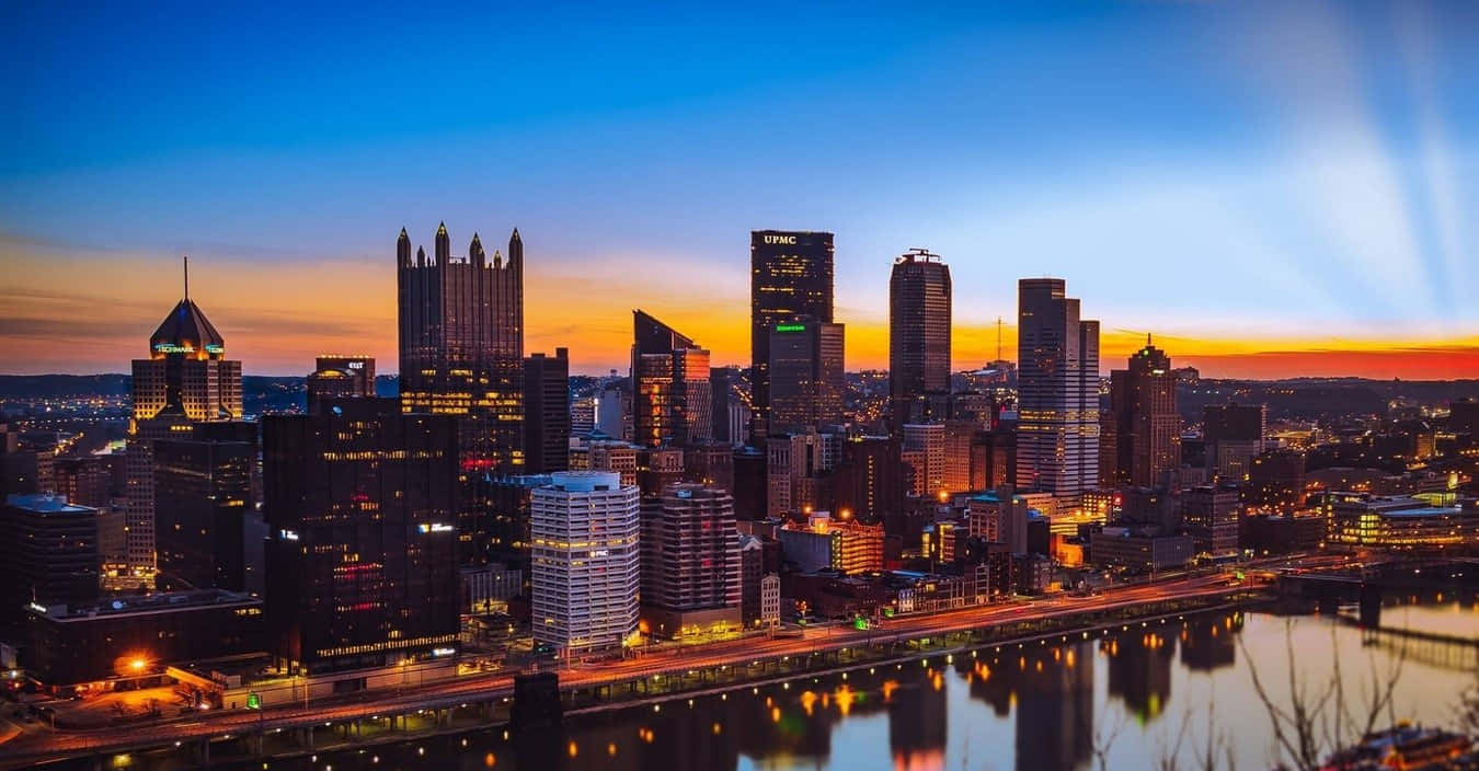 Pittsburgh Skyline Glowing Auburn Background