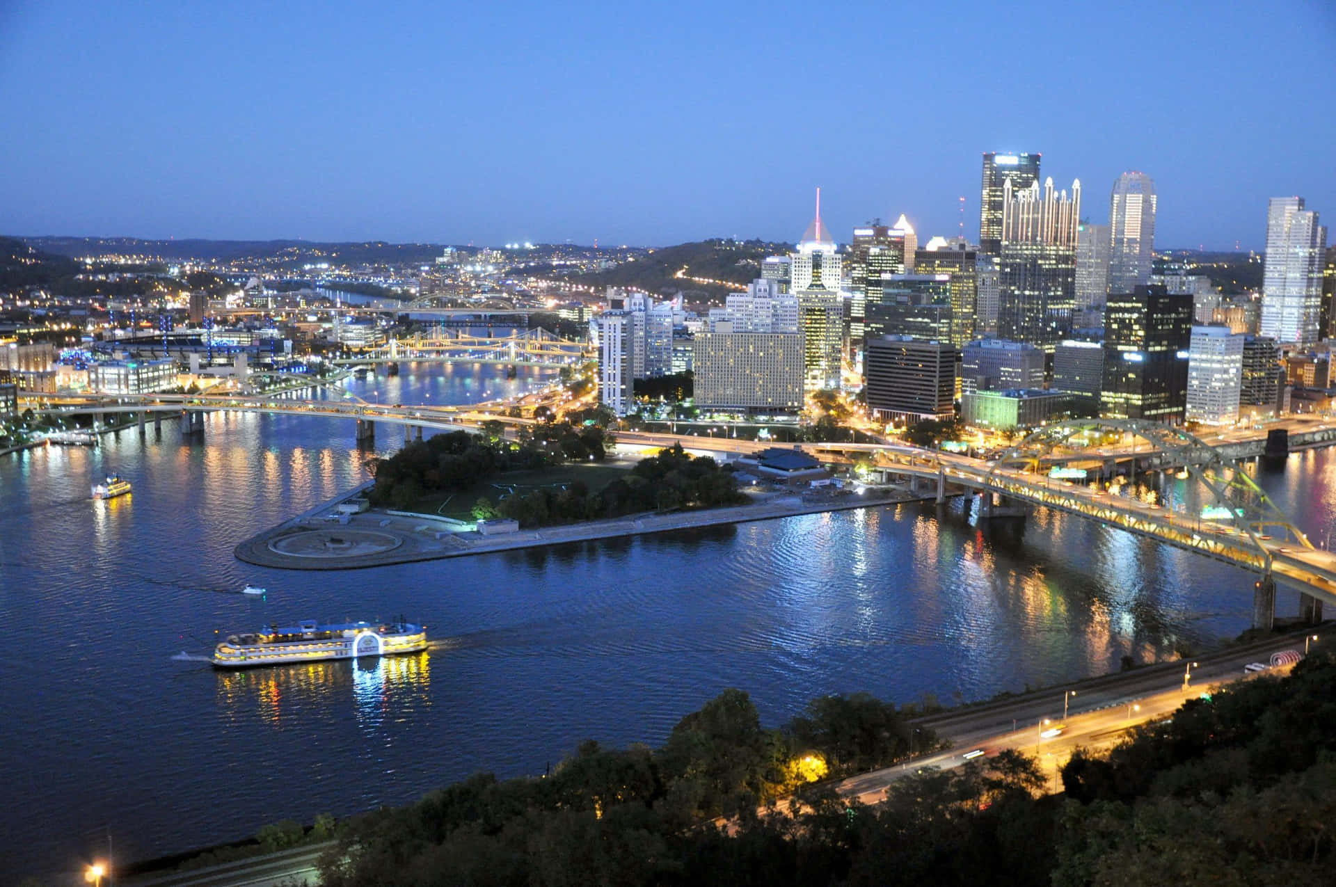 Pittsburgh Skyline With Boat Background