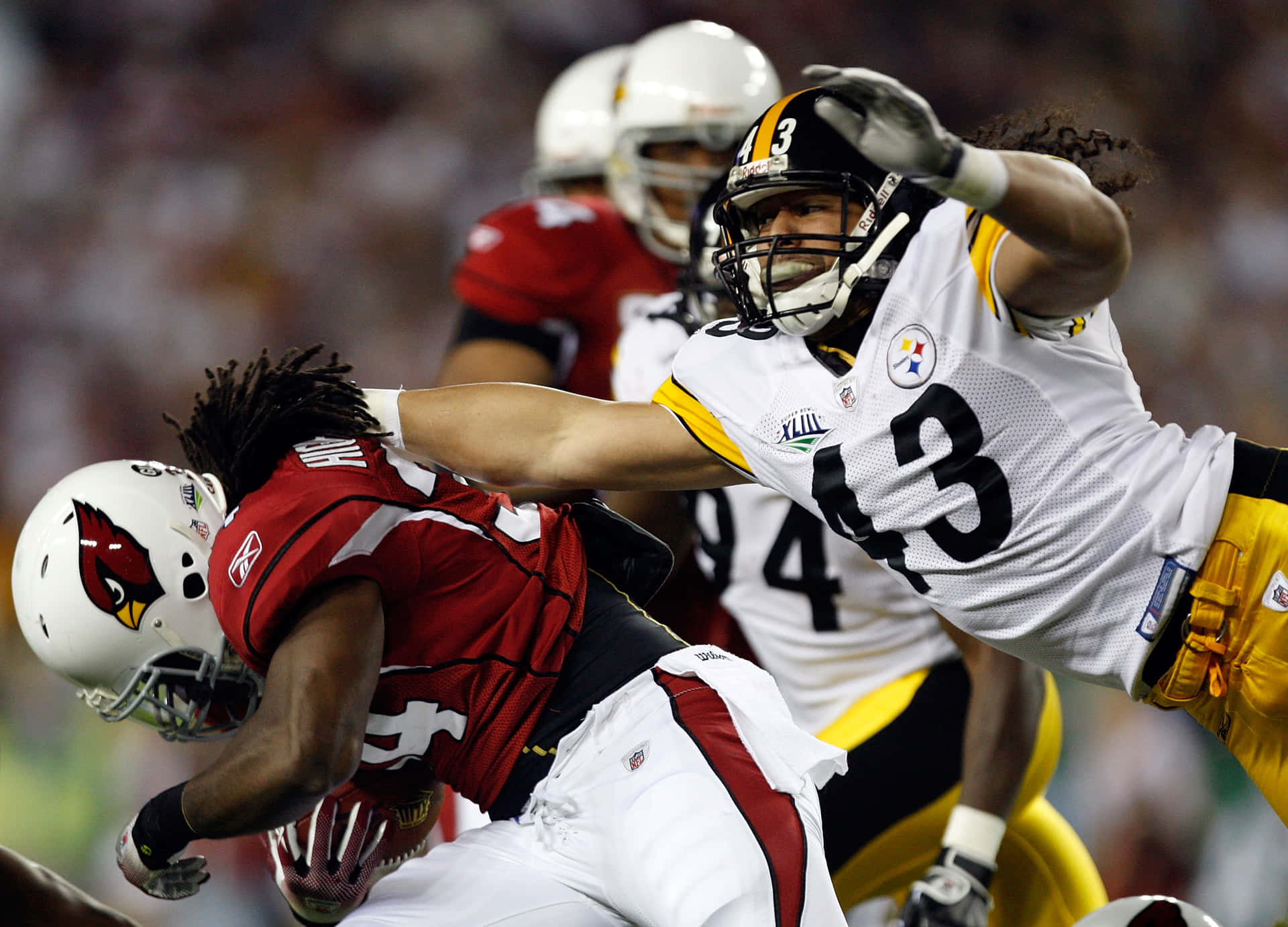 Pittsburgh Steelers's Troy Polamalu On The Field Background