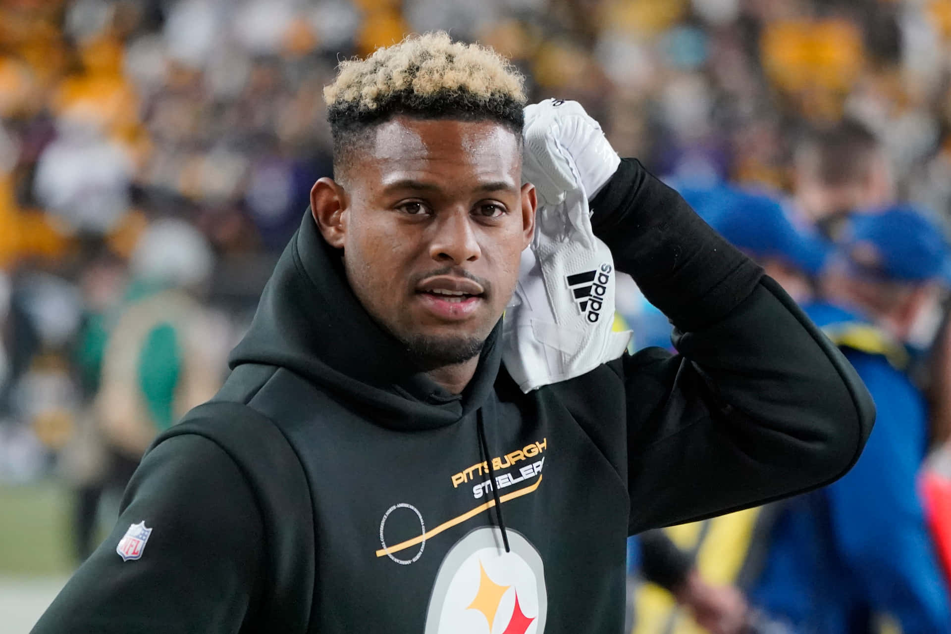 Pittsburgh Steelers Wide Receiver & Nfl Star Juju Smith-schuster Background