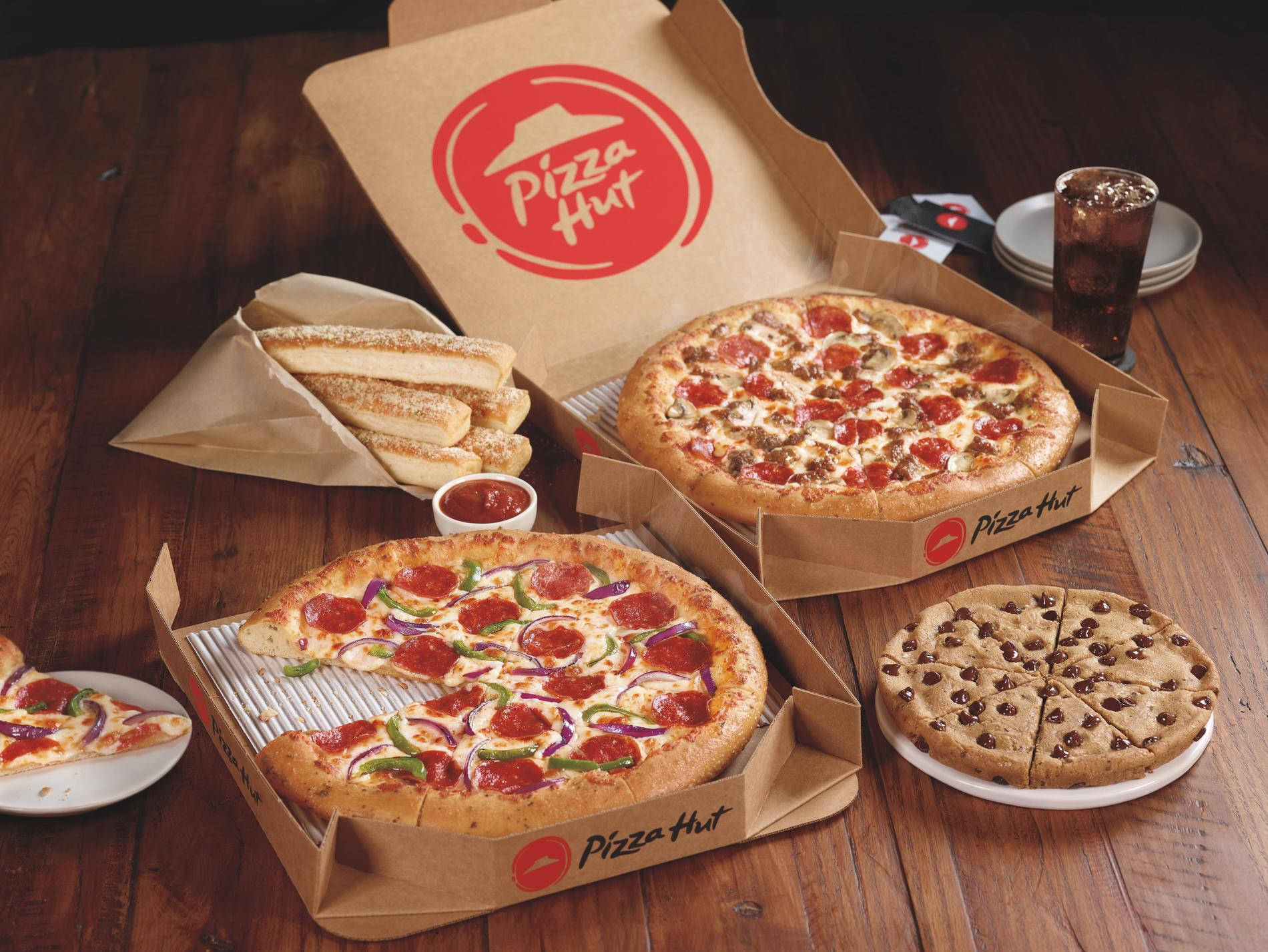 Pizza Hut Family Deal