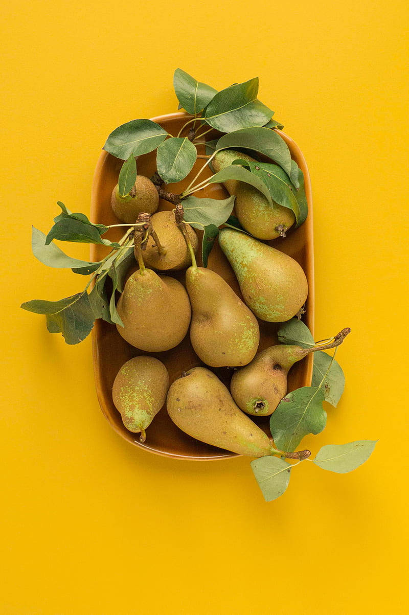 Plate Of Pear Fruits Background