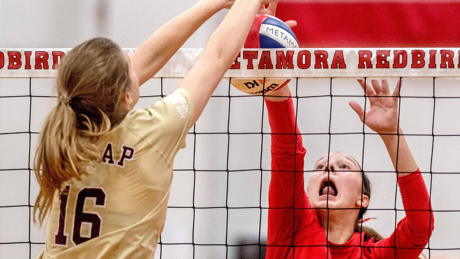 Play Volleyball Anywhere With A Powerful Laptop Background