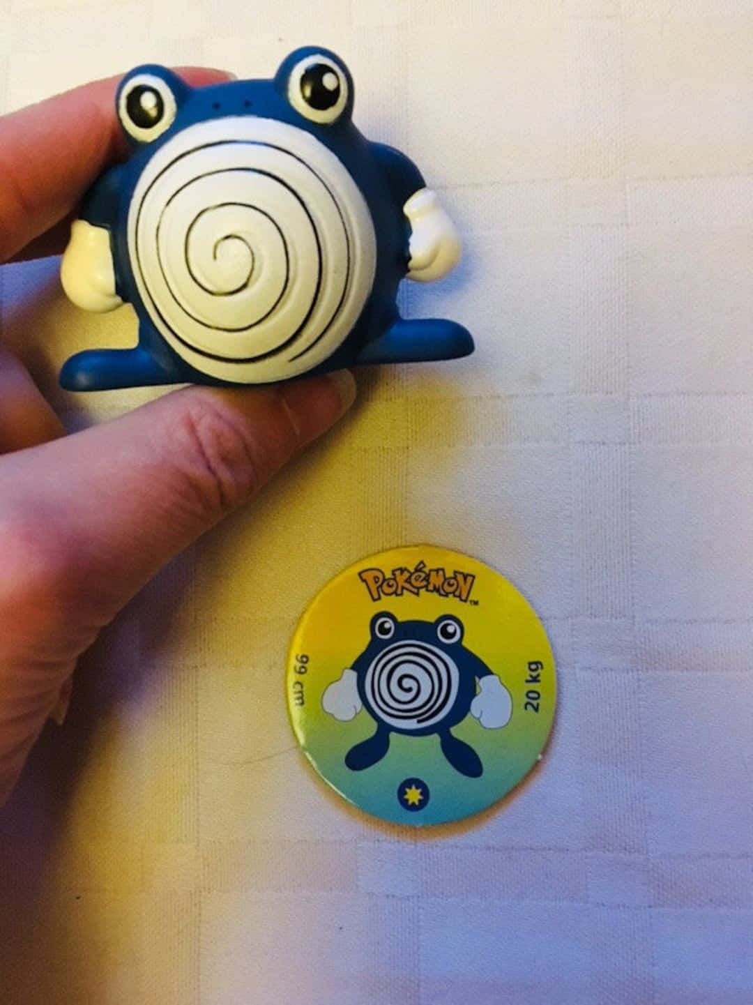 Poliwhirl Mini Figure Background