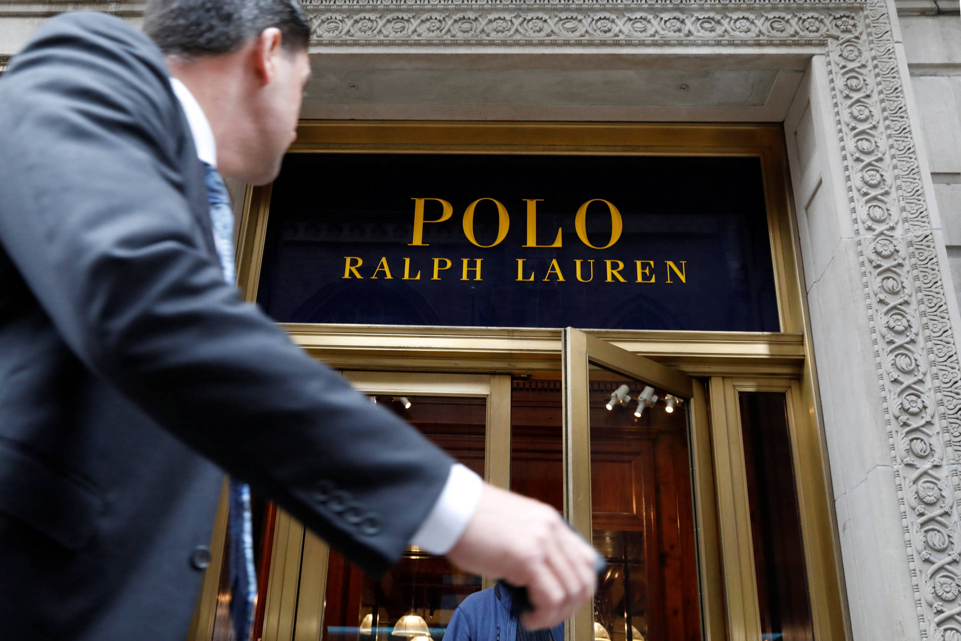 Polo Ralph Lauren Entrance