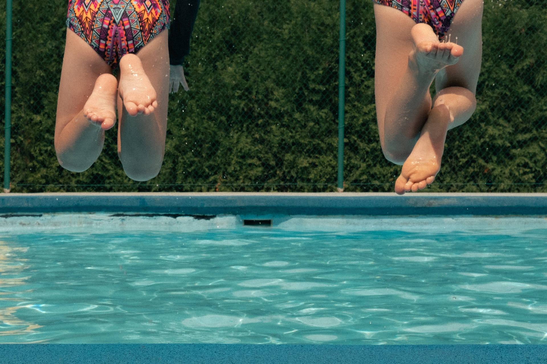 Pool Pair Jumping Background