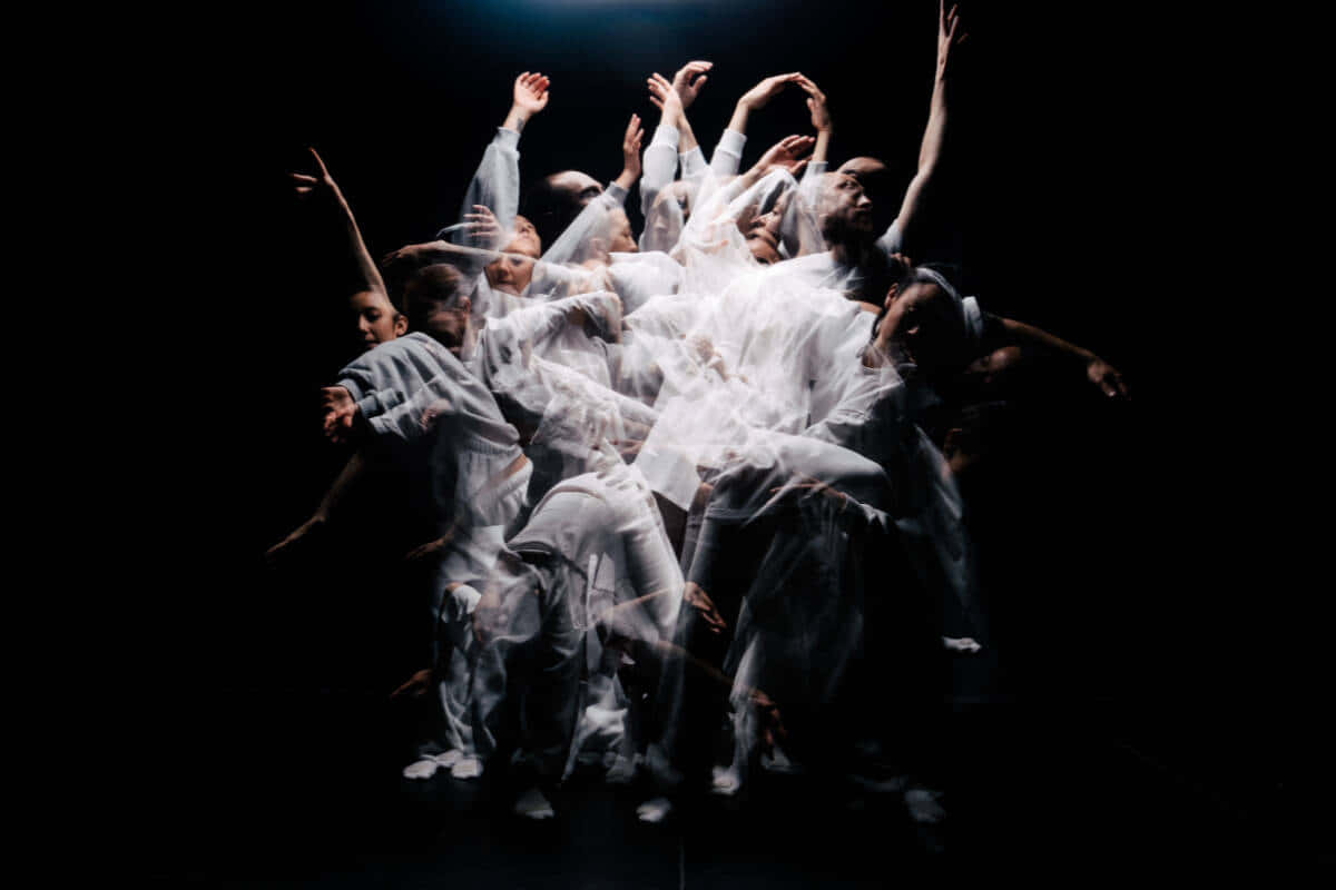 Popping Dance Group [wallpaper] Background