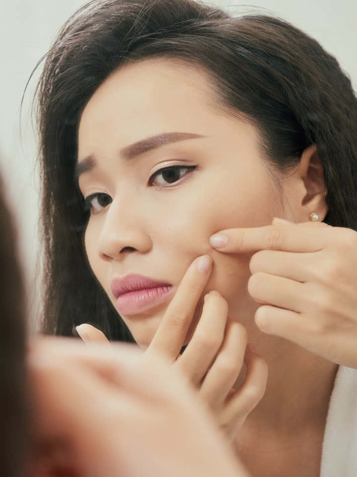 Popping Pimples On Face [wallpaper] Background