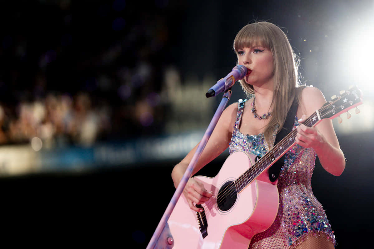 Popstar_ Performing_ Live_ Concert.jpg Background