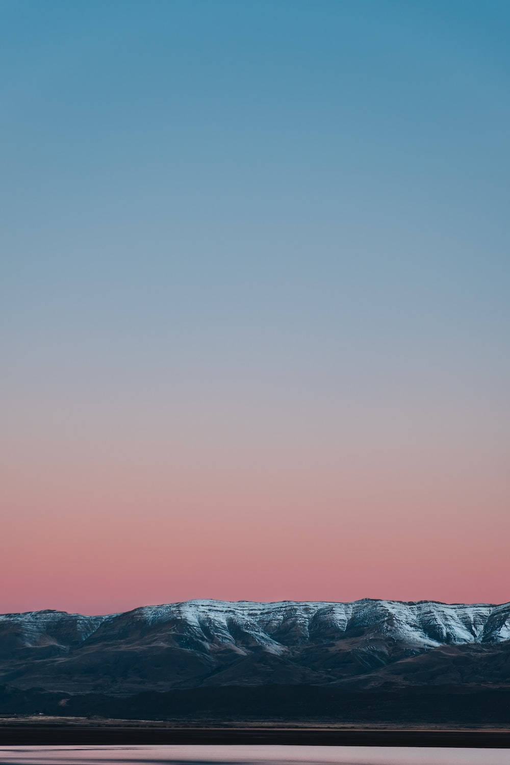 Popular Phone Snowy Mountain Range Background