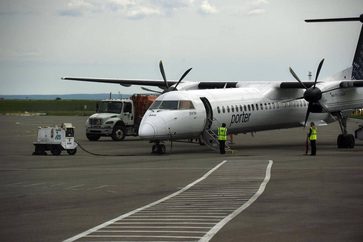 Porter Airlines Human Runaway Background