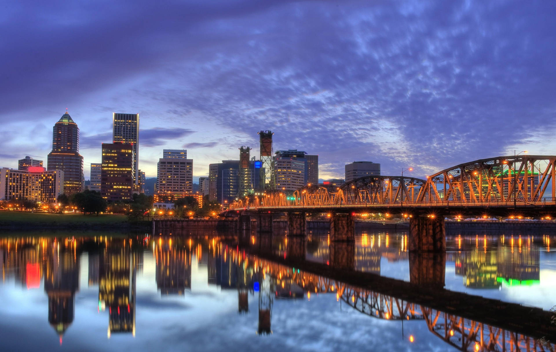 Portland Willamette River Background