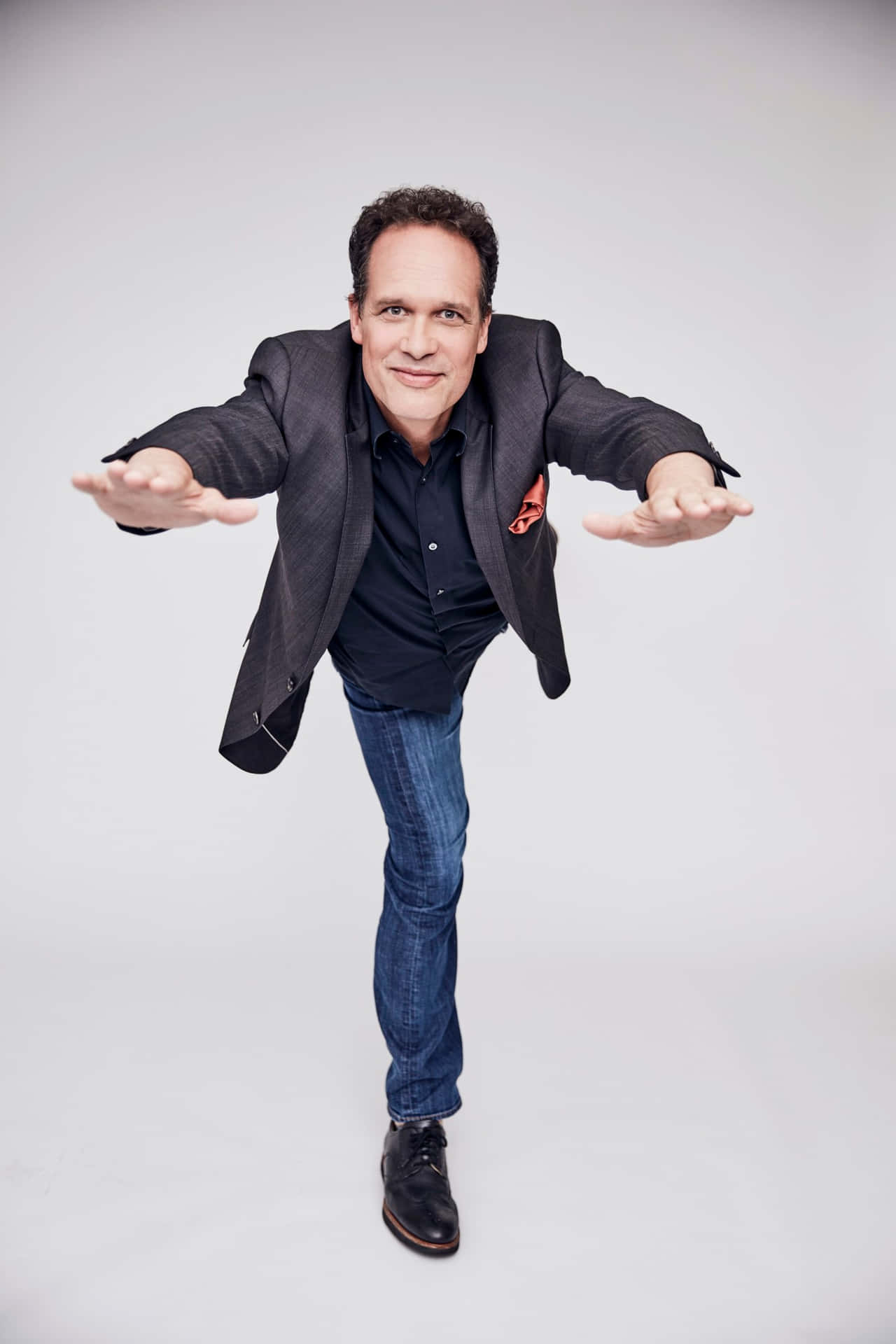 Portrait Of Hollywood Star Diedrich Bader Background