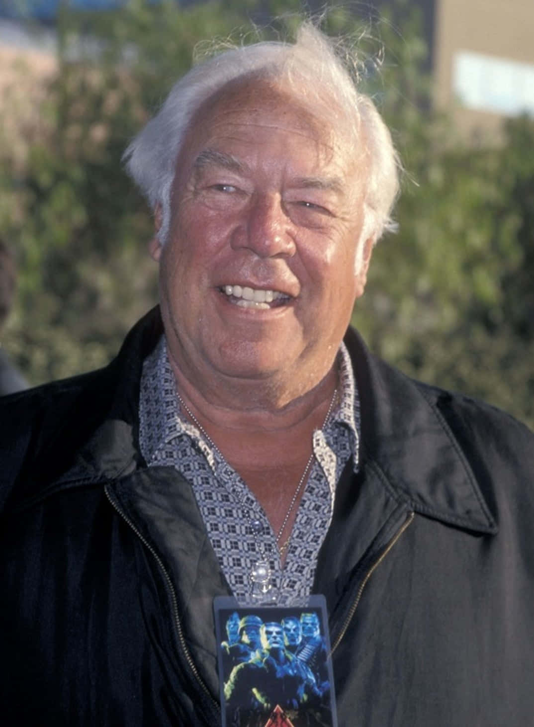 Portrait Of Legendary Actor George Kennedy Background