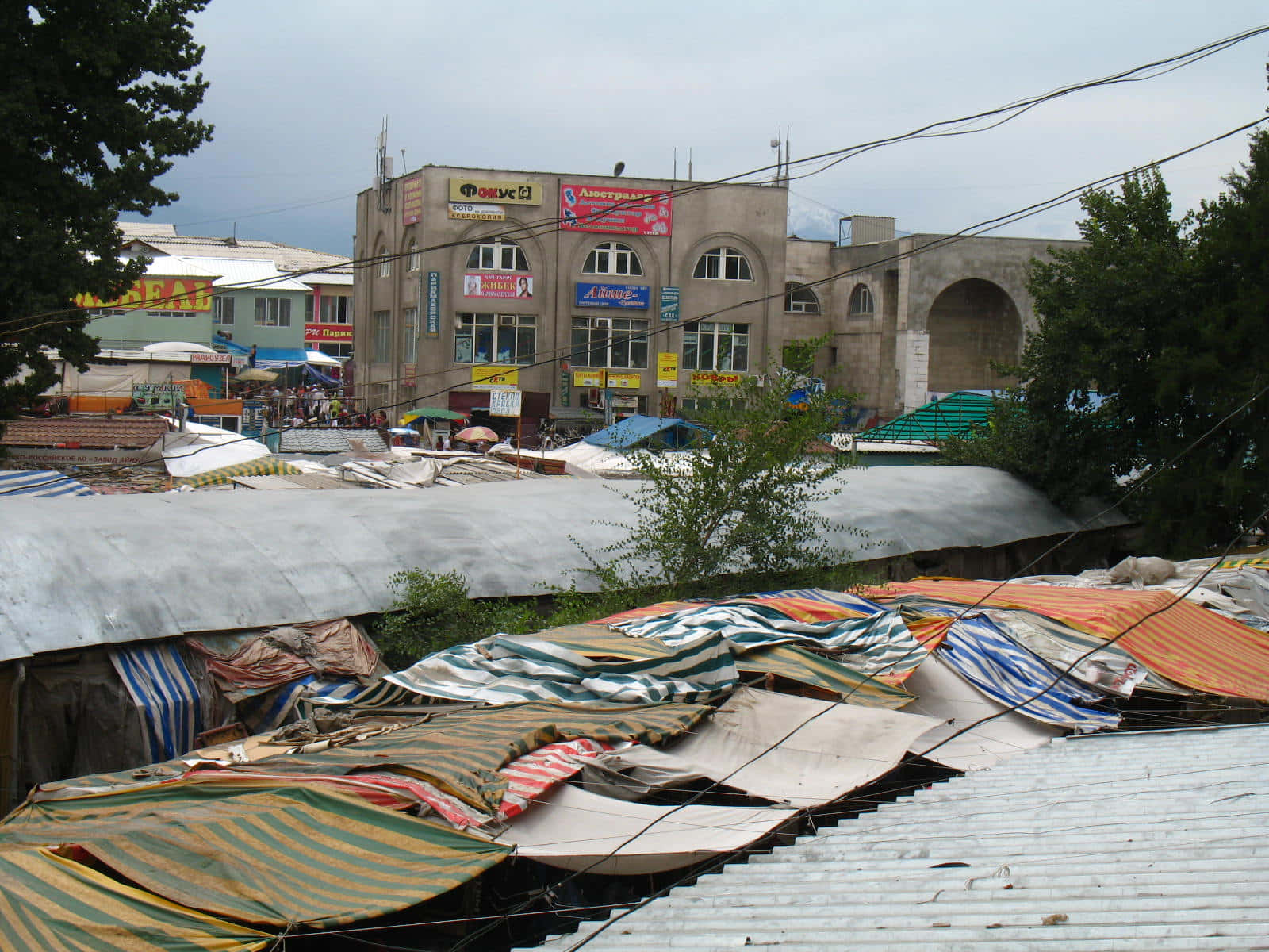 Post Revolution Osh City Background