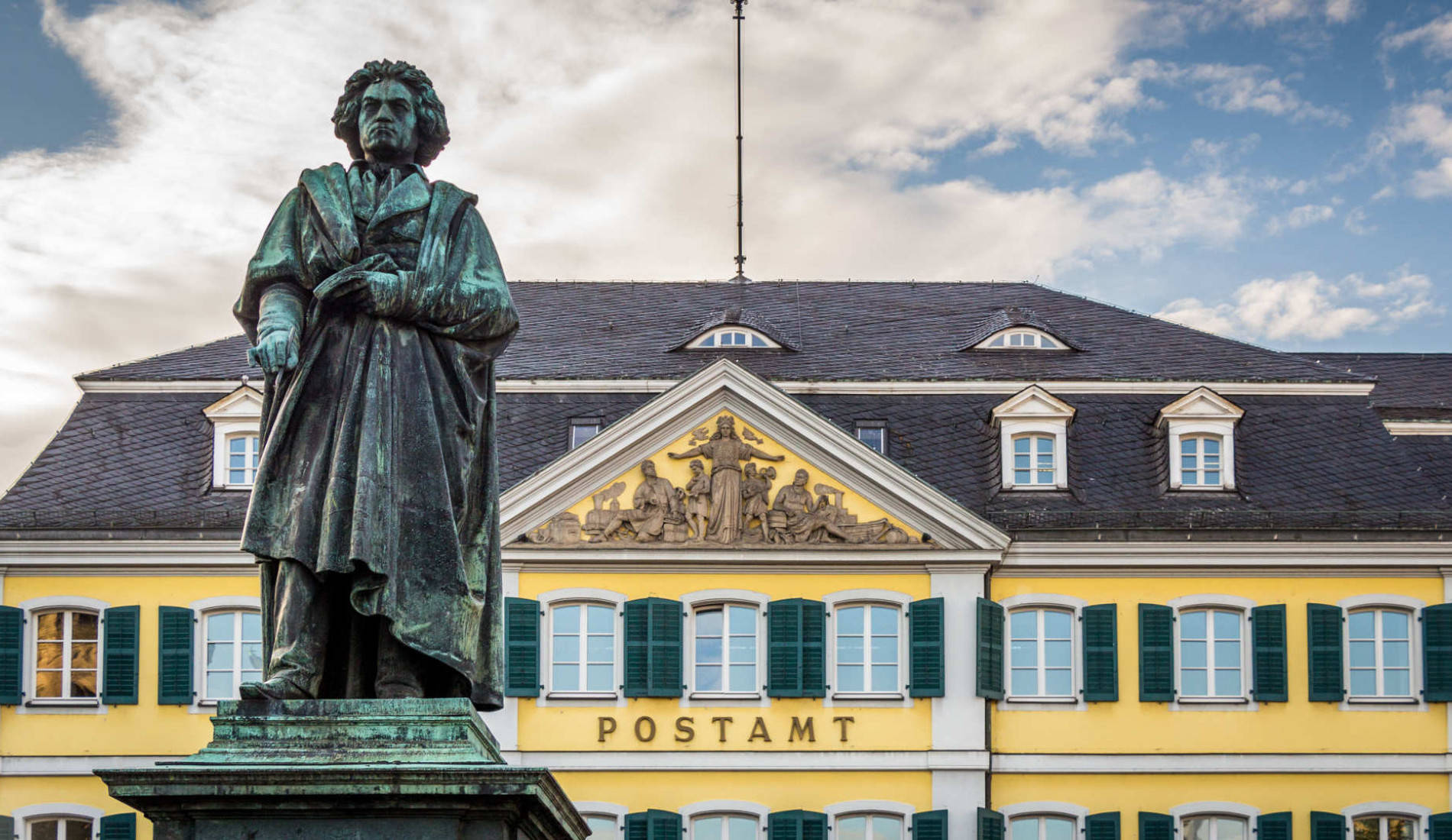 Postamt Post Office With Beethoven Background