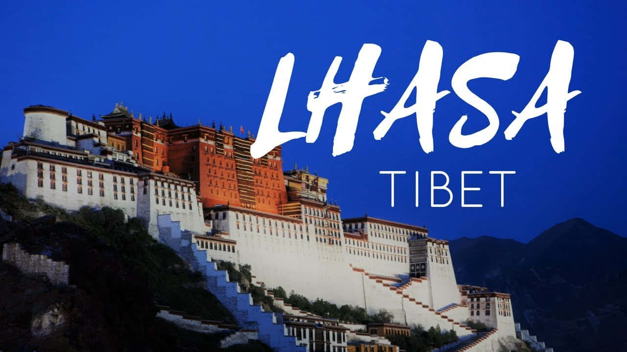 Potala Palace In Lhasa, Tibet Background