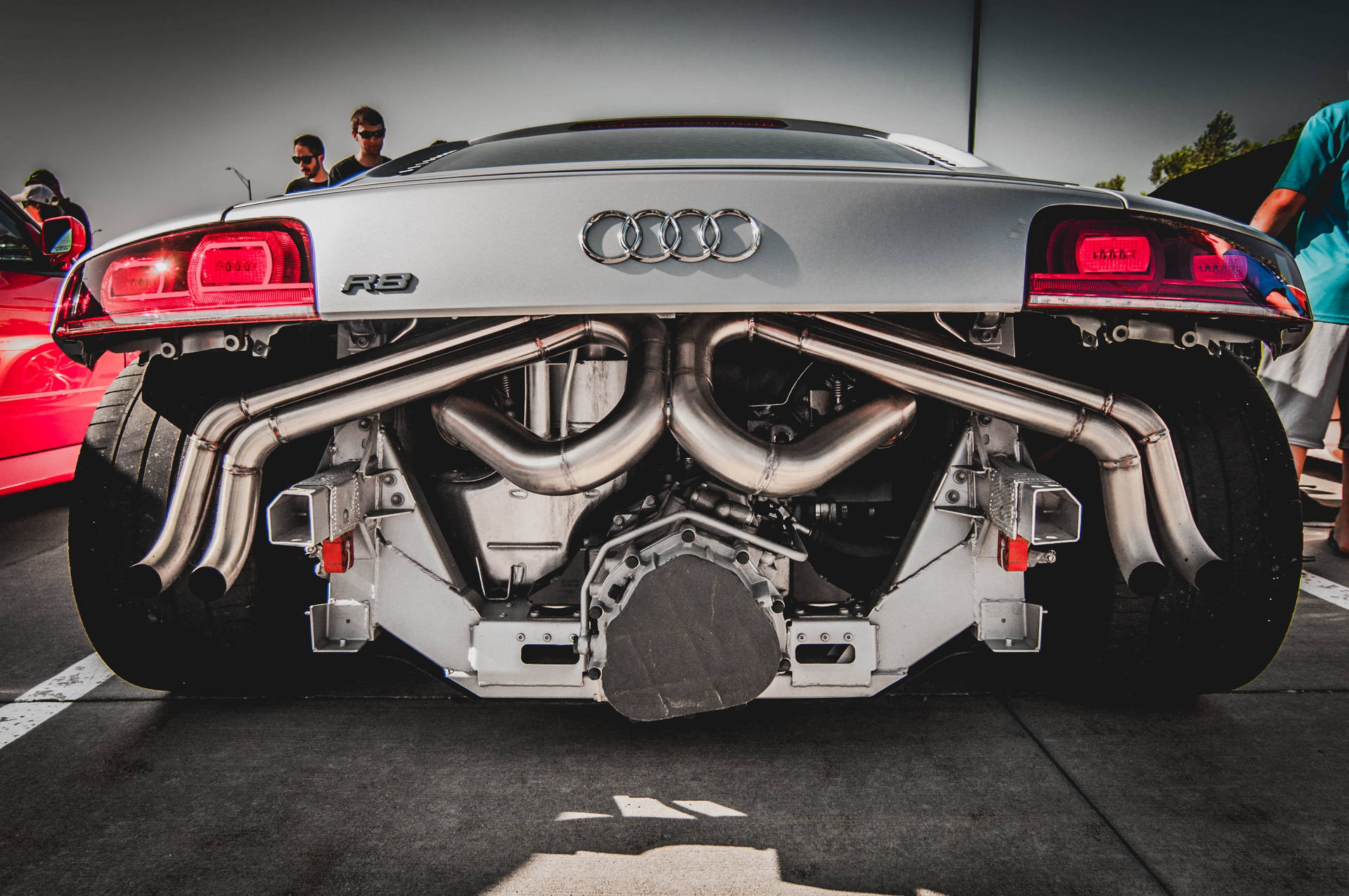 Powerful Performance Unleashed - The Audi R8 Exhaust System Background