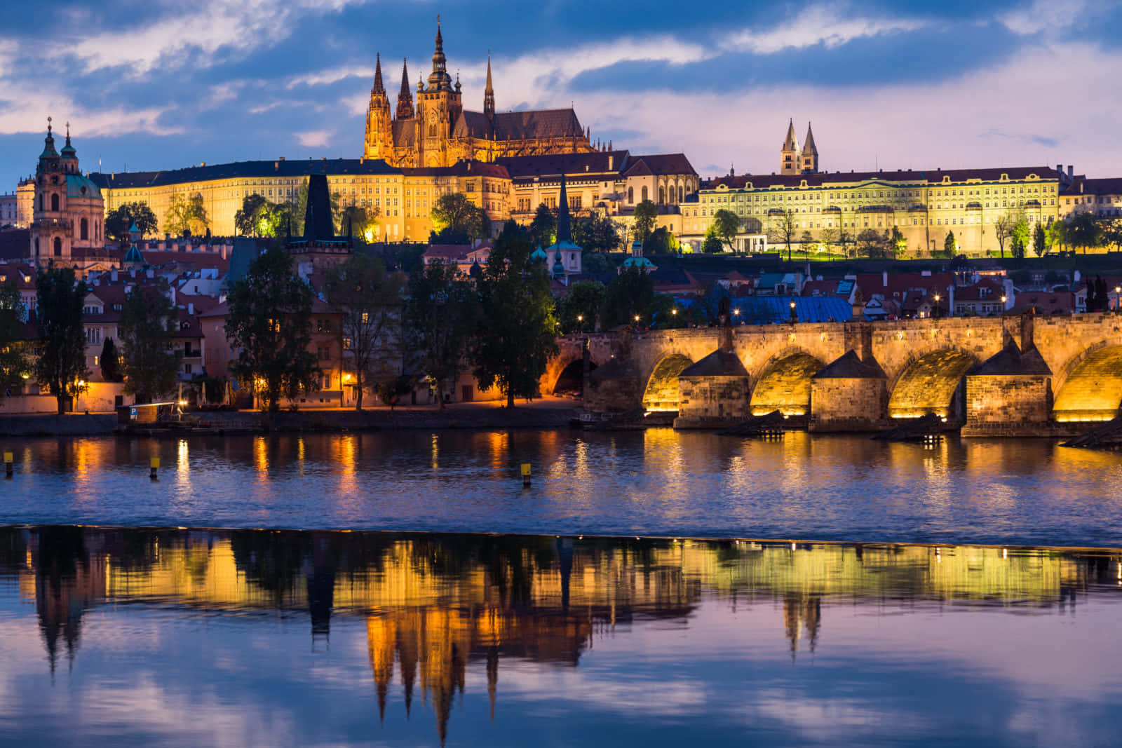 Prague Castle Twinkling With Light Background