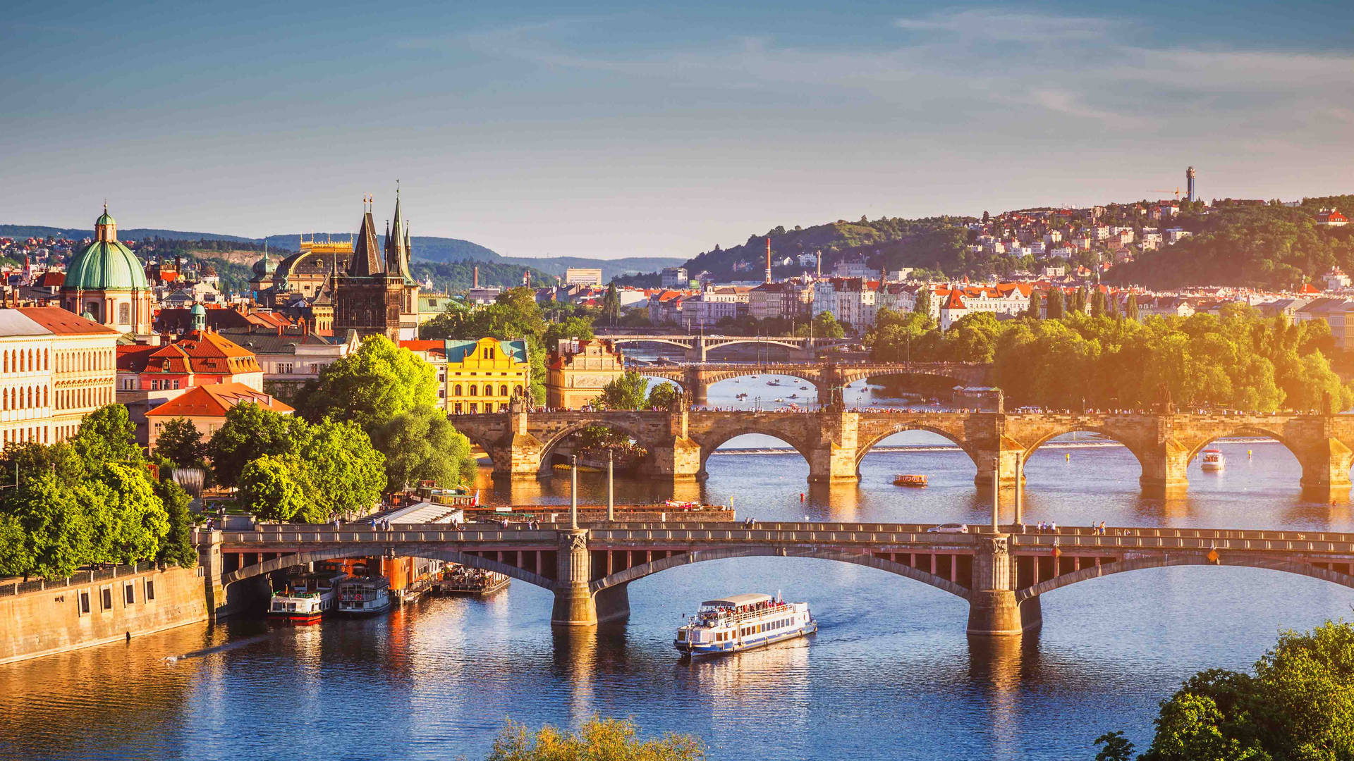 Prague Old And New Bridges Background