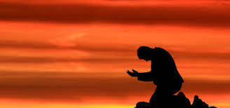 Prayer Sunset Clouds Kneeling Background