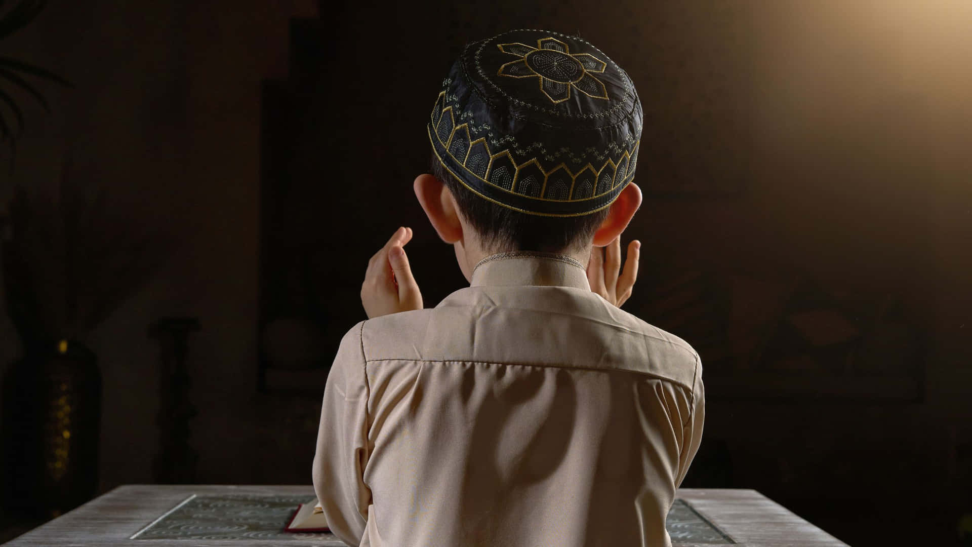 Praying Muslim Boy Dark Room Setting Background