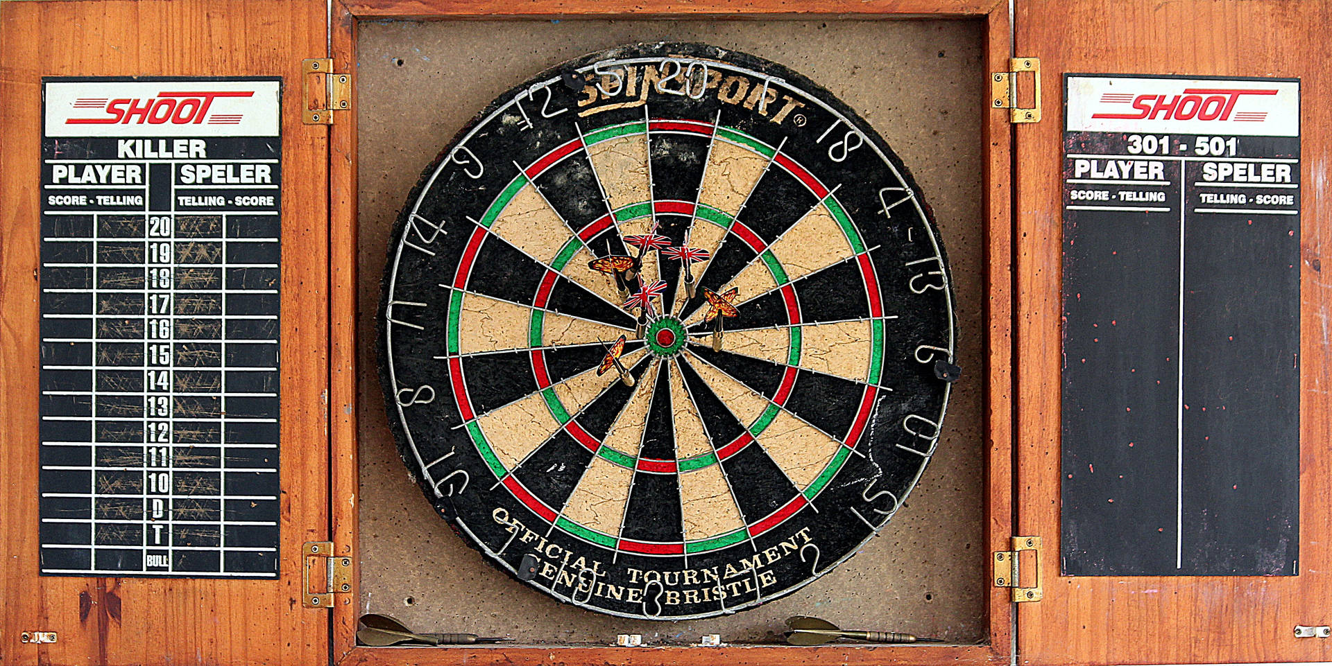 Precision At Play - Wooden Dartboard Cabinet With Darts Scoreboard Background