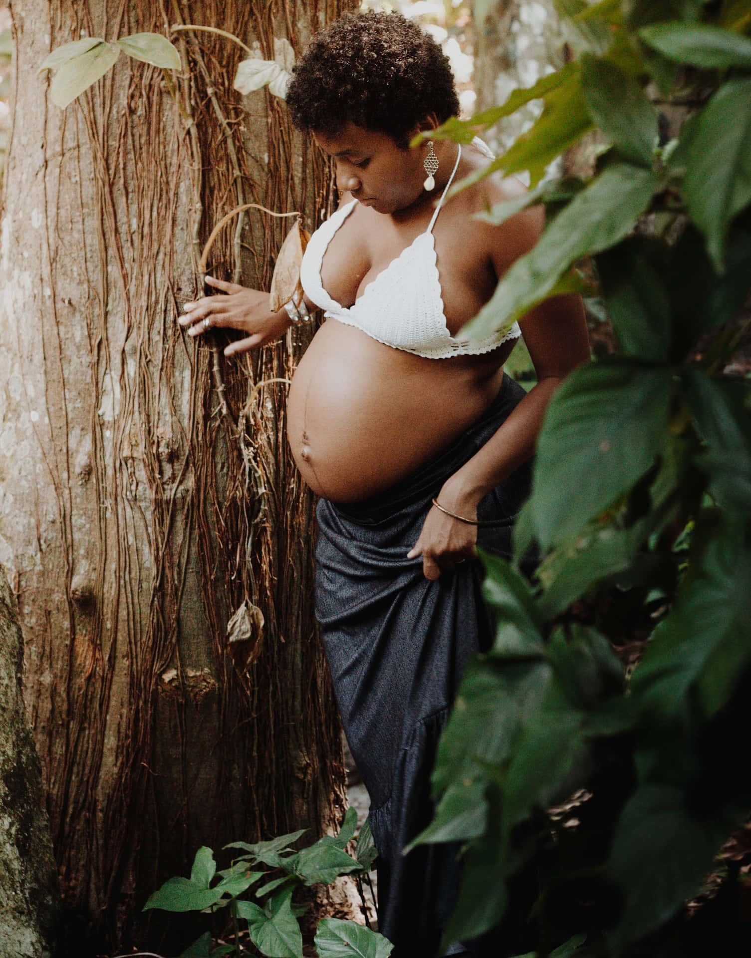 Pregnant Woman Maternity Nature Photoshoot