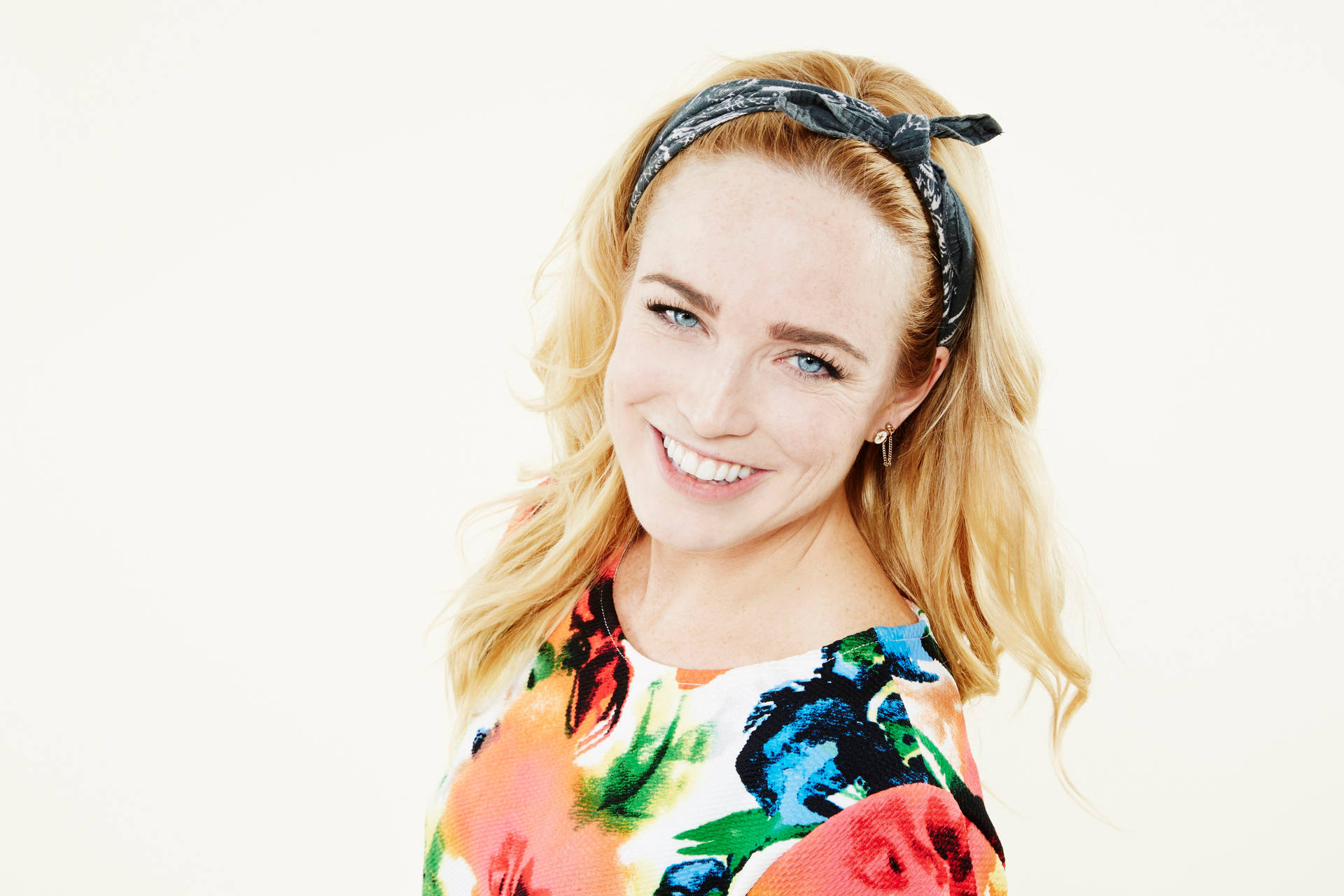 Pretty Caity Lotz