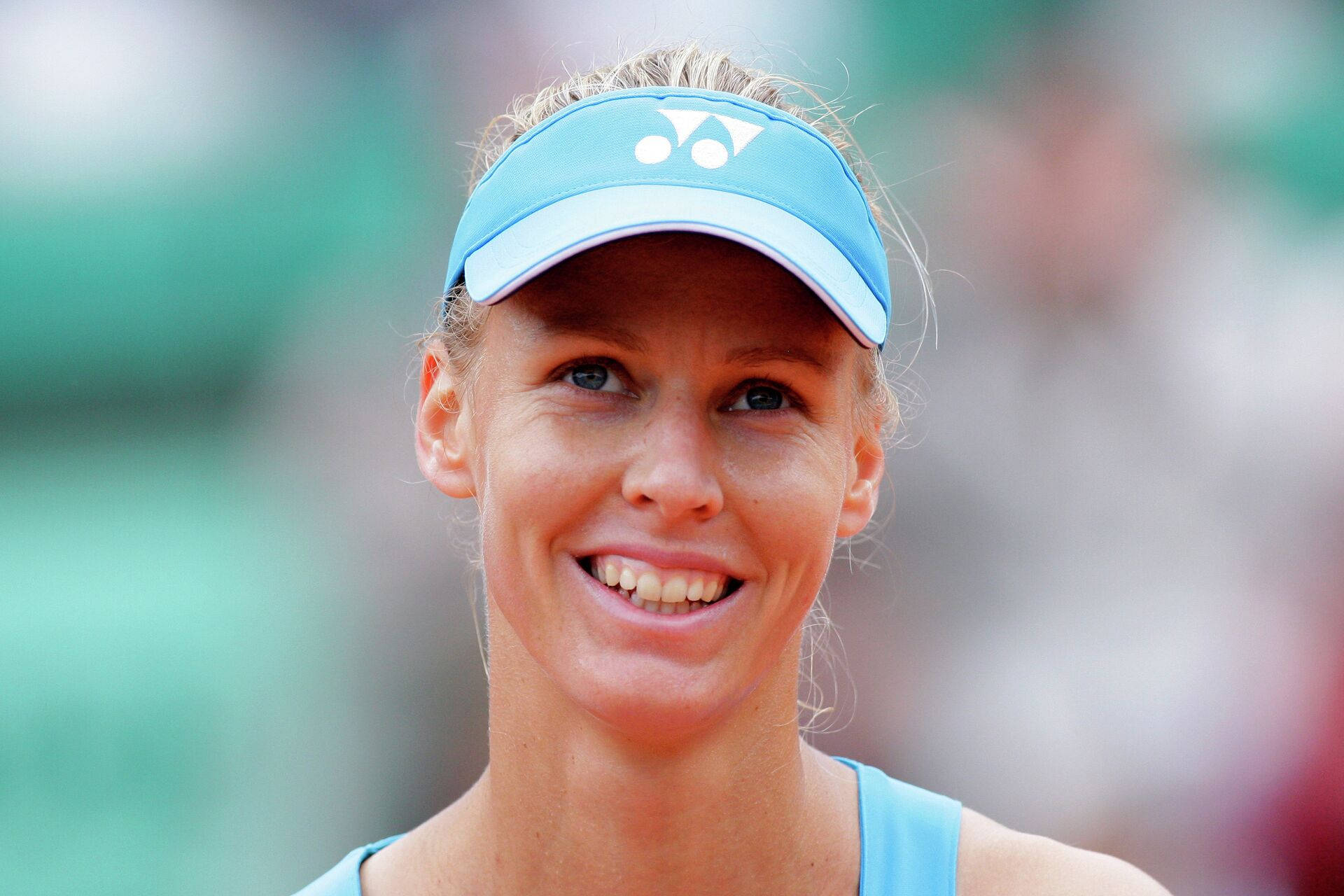 Pretty Elena Dementieva Smiling Background