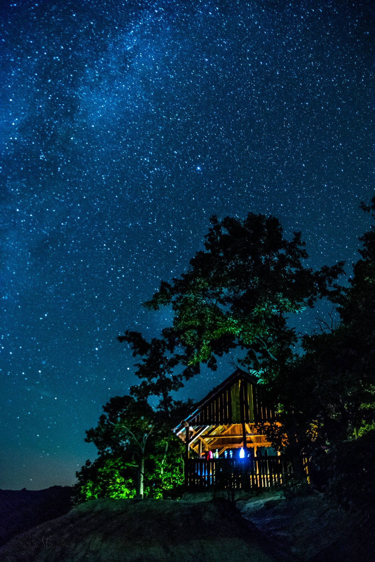 Pretty Galaxy Wooden House Background