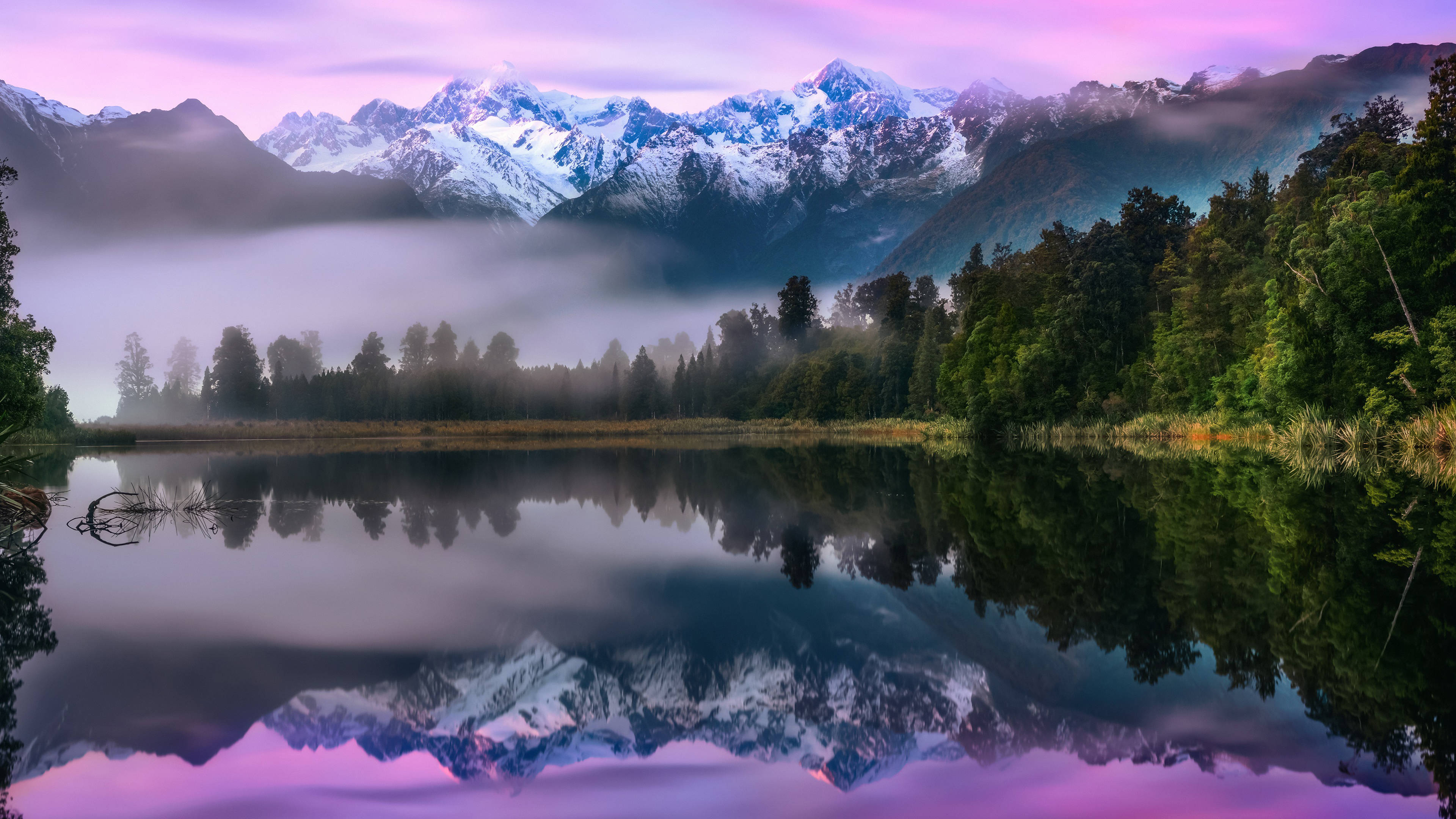 Pretty Landscape Lake Matheson New Zealand Background