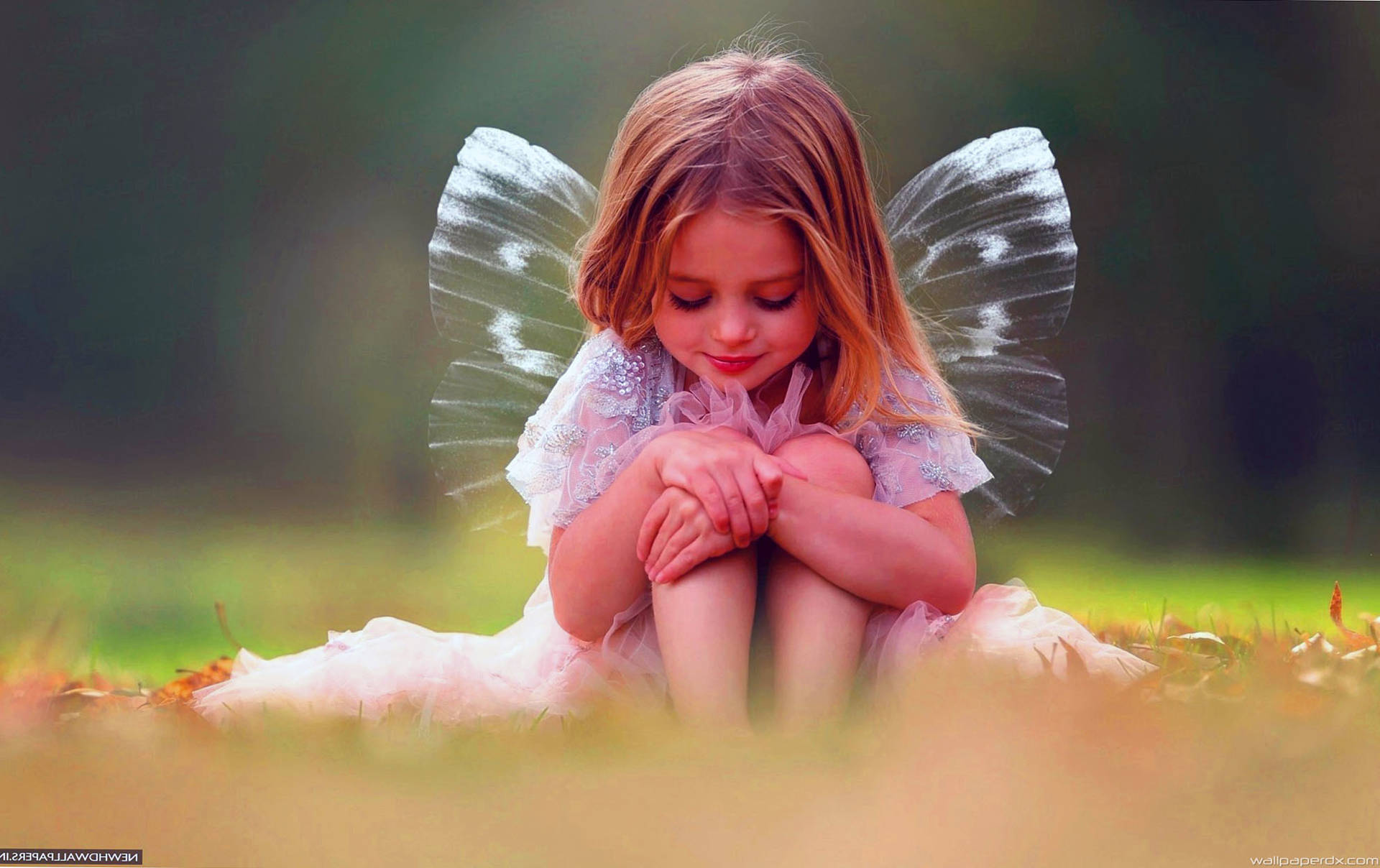 Pretty Little Girl Fairy Background