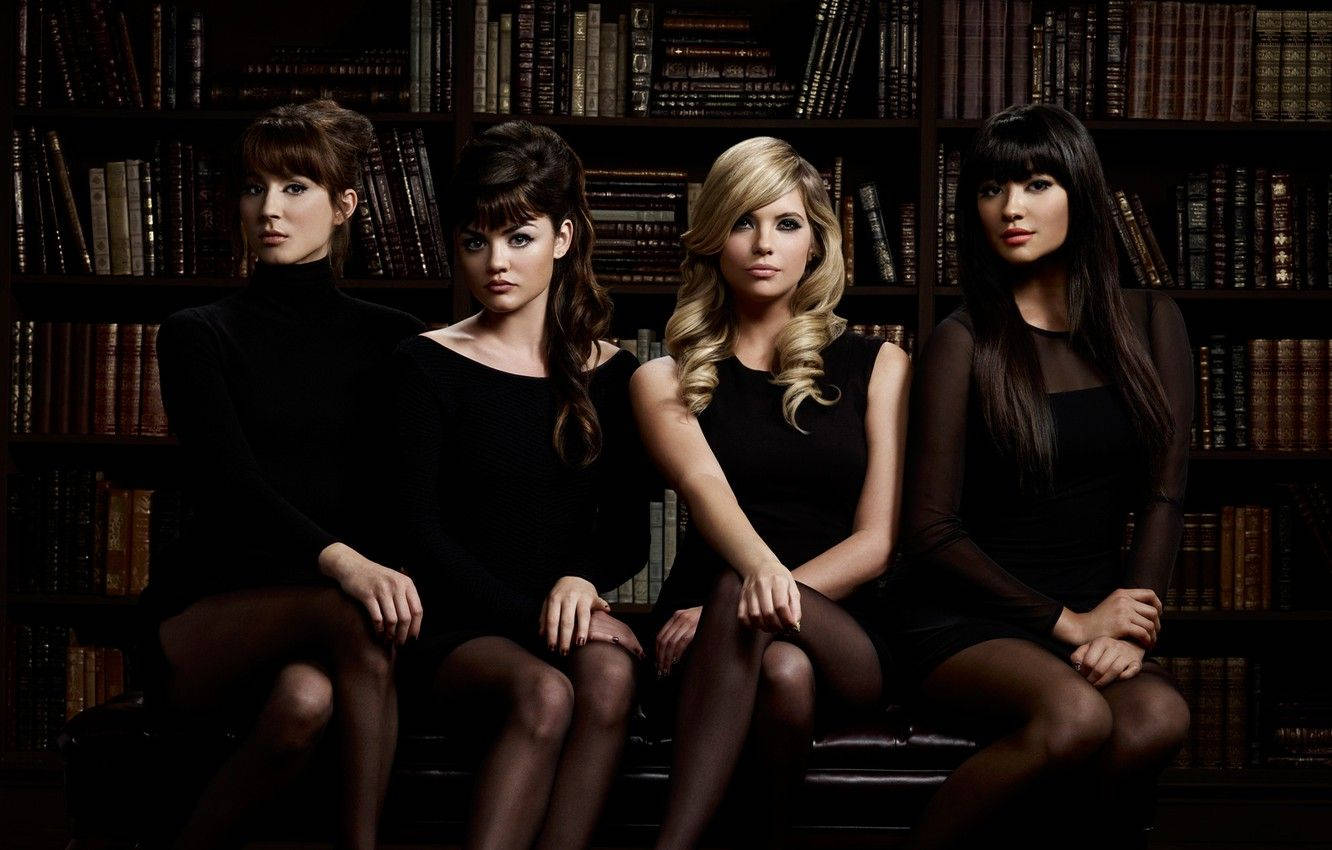 Pretty Little Liars Inside A Library Background