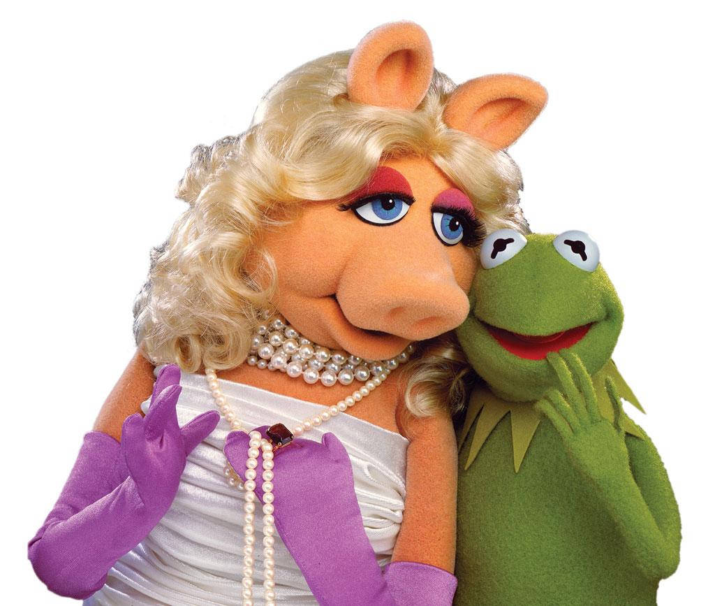 Pretty Miss Piggy And Kermit