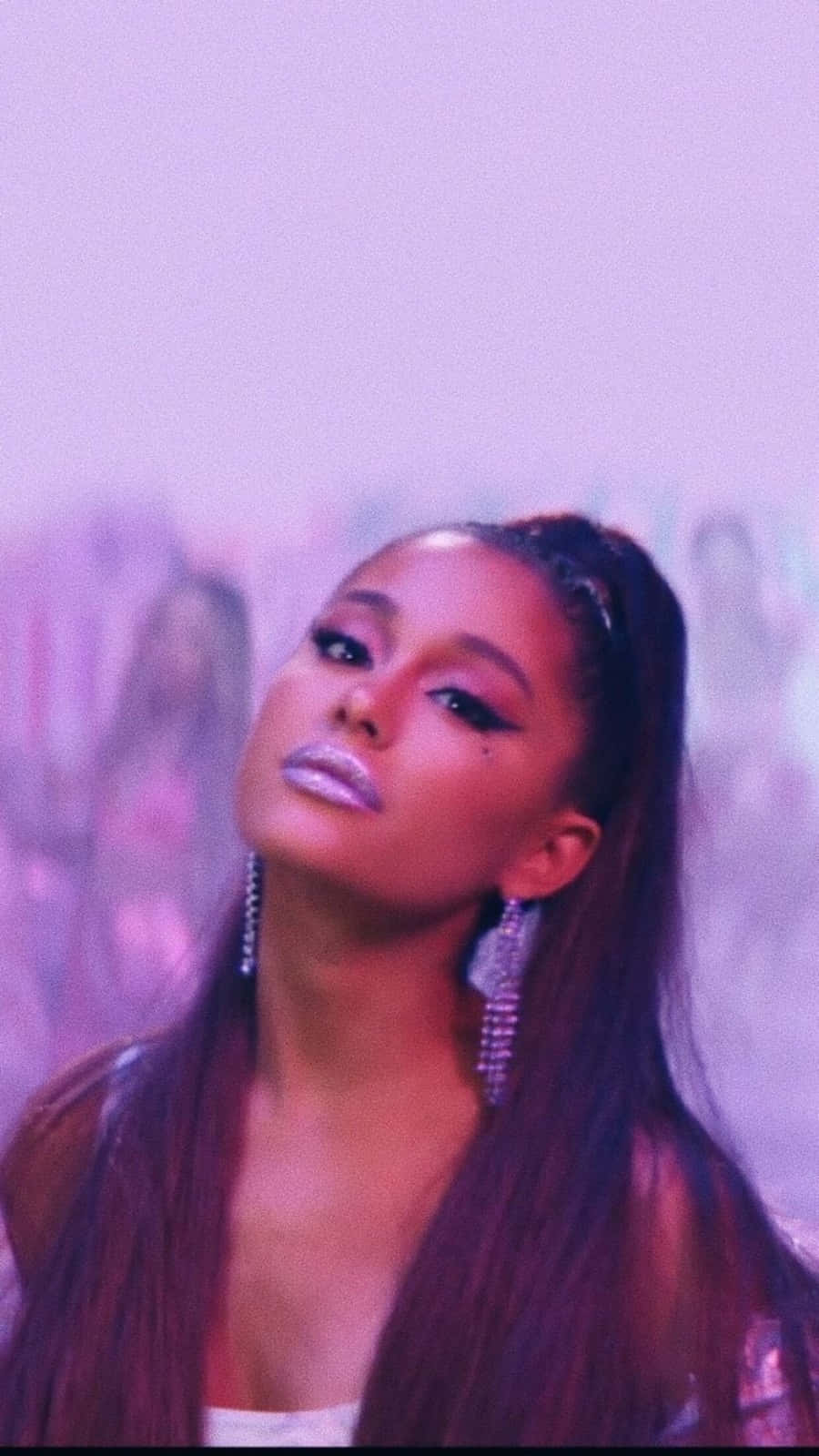 Pretty Purple Ariana Grande 7 Rings Background