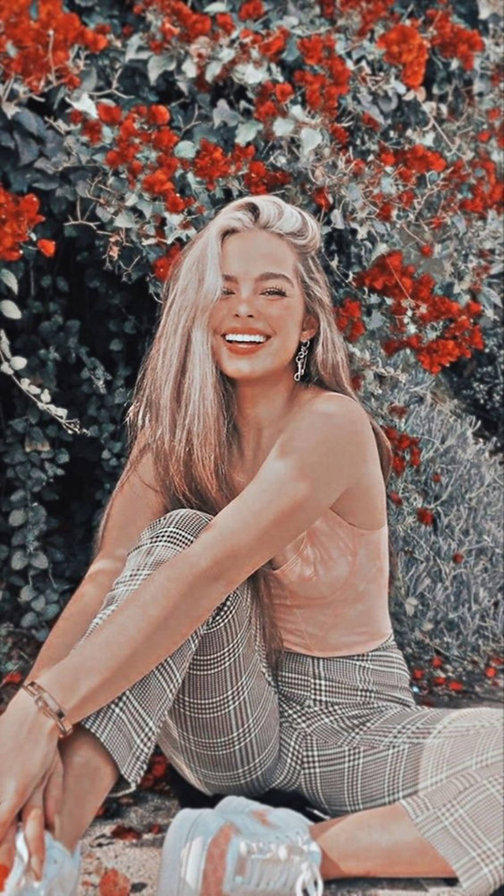 Pretty Tiktok Star Addison Rae Pfp Background