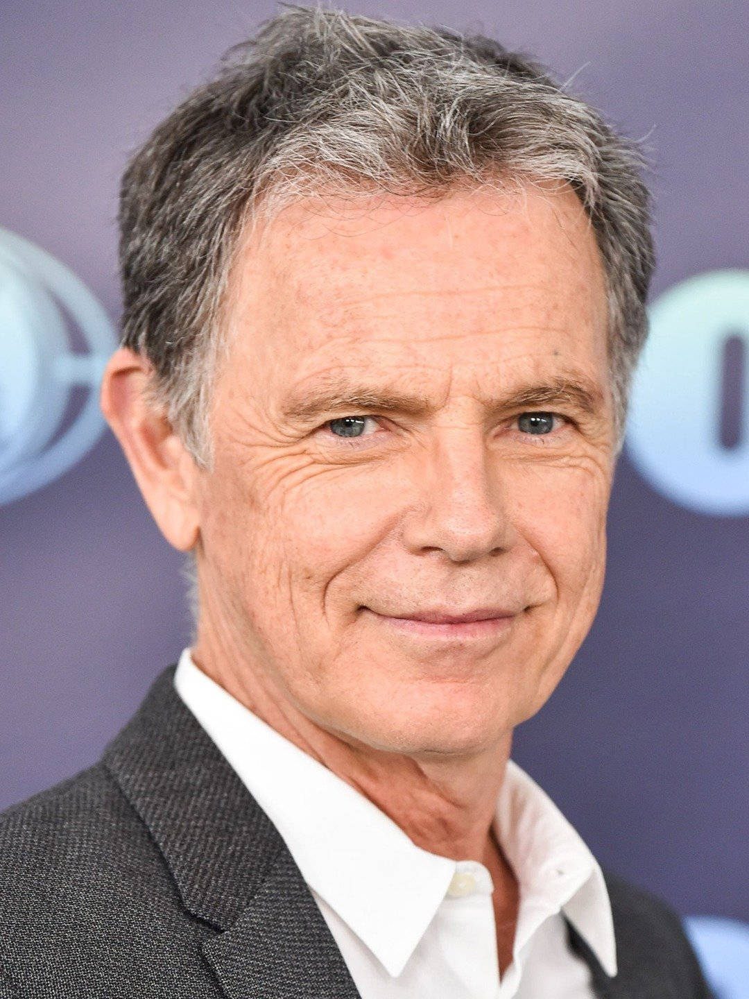 Prime Canadian Actor Bruce Greenwood Background