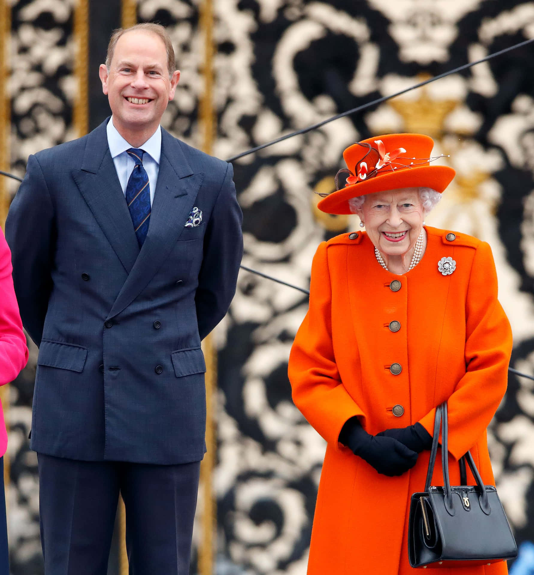 Prince Edward With Queen Elizabeth Ii Background