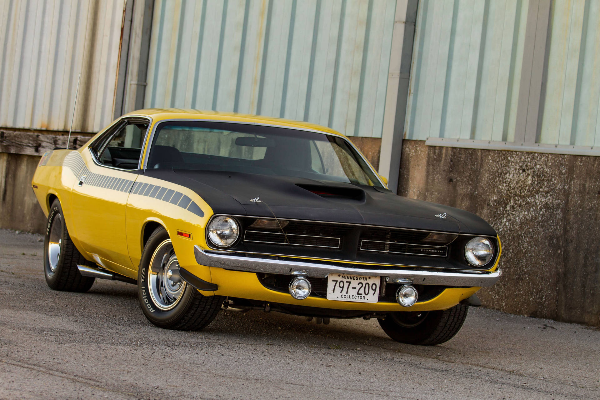 Pristine 1970 Plymouth Aar Cuda In Yellow And Black Background